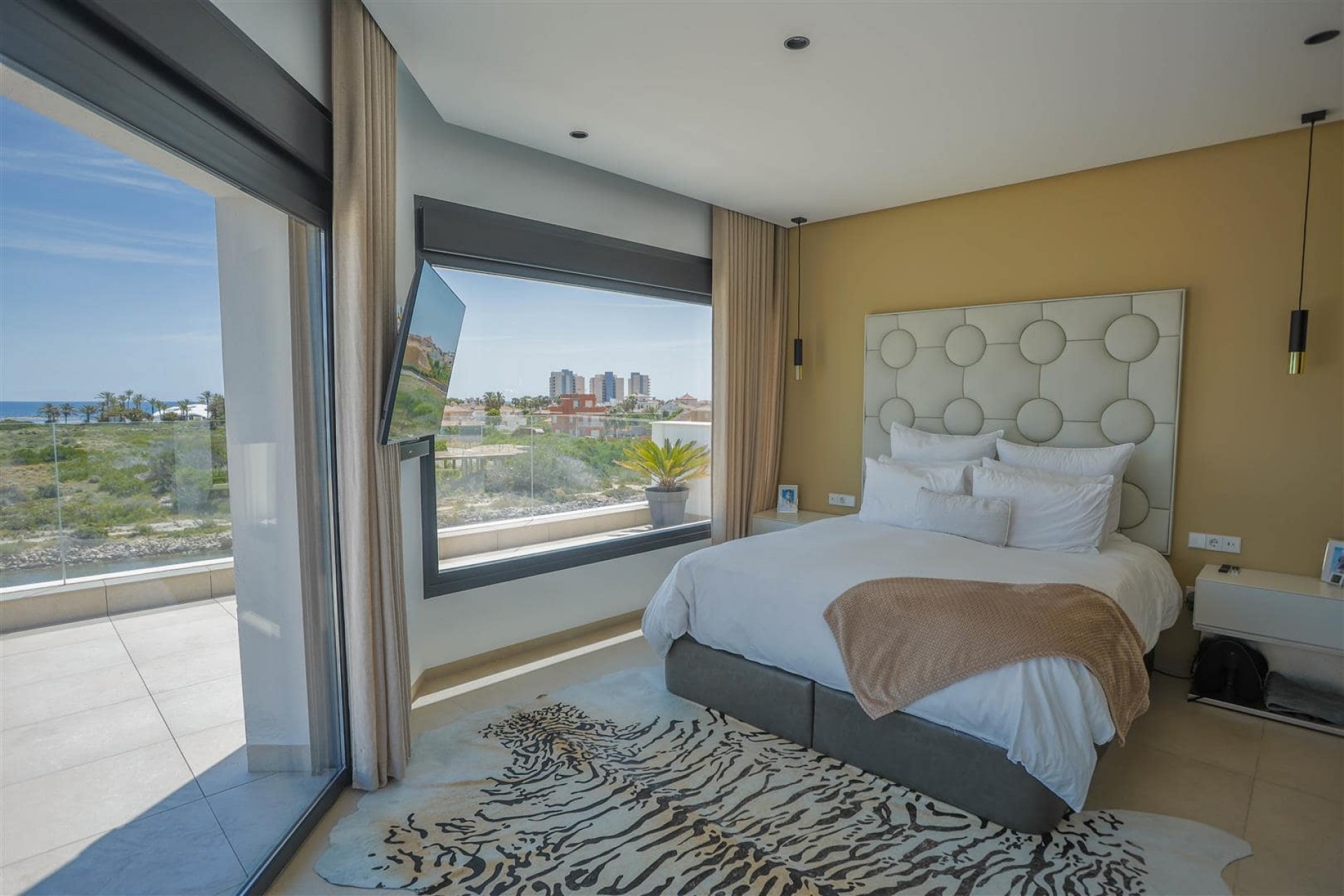 Brukt - Villa -
La Manga del Mar Menor - Costa Calida