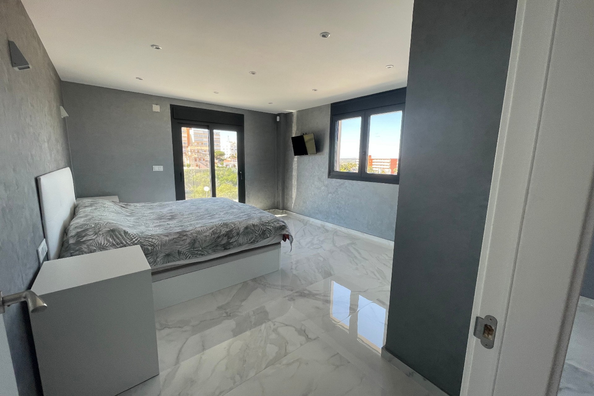 Brukt - Villa -
La Mata - Costa Blanca