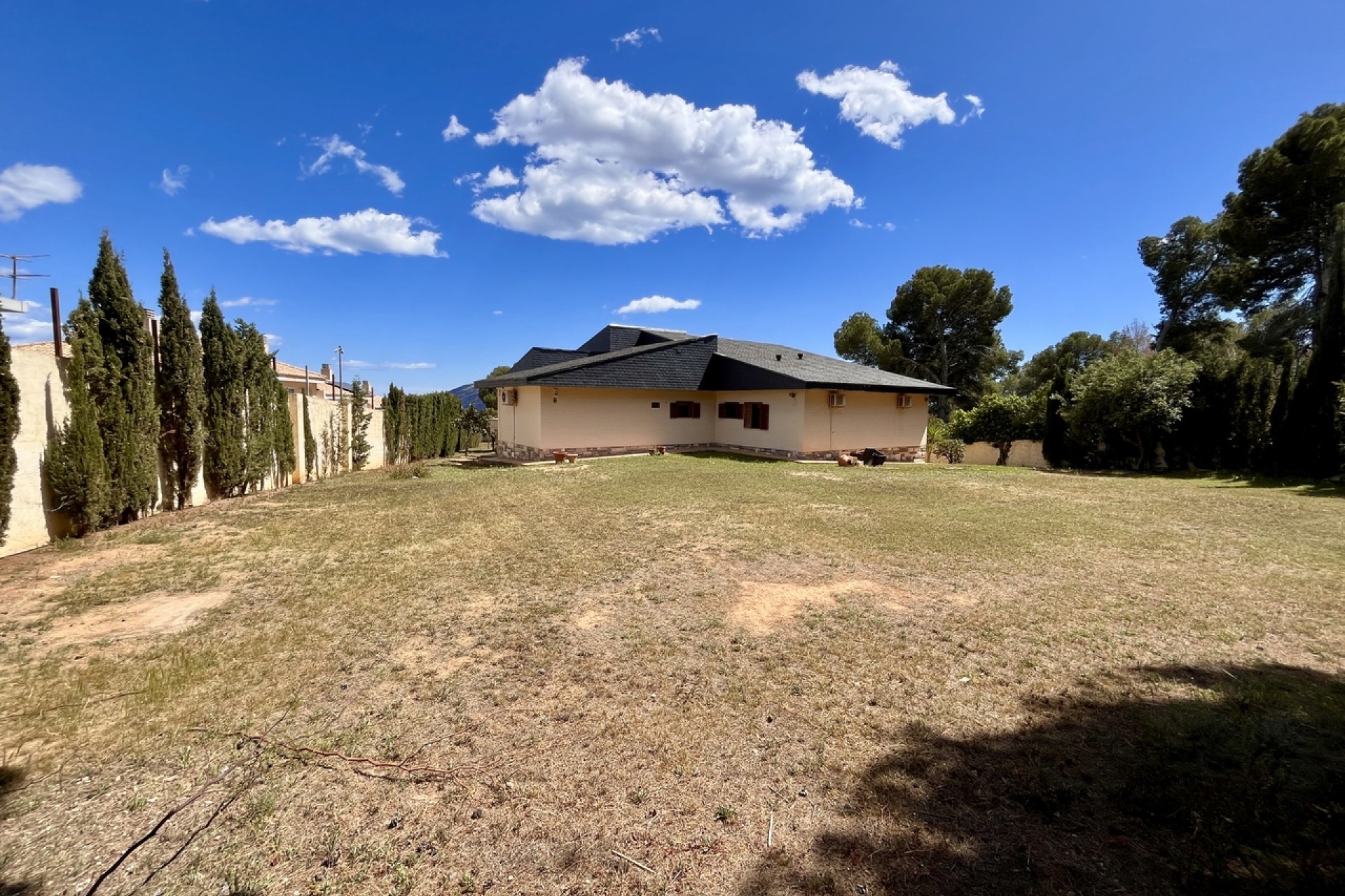 Brukt - Villa -
La Nucía - Costa Blanca