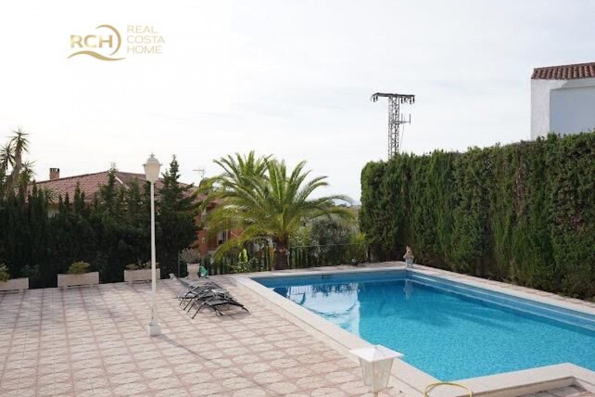 Brukt - Villa -
La Nucía - Montebello - Nou Espai