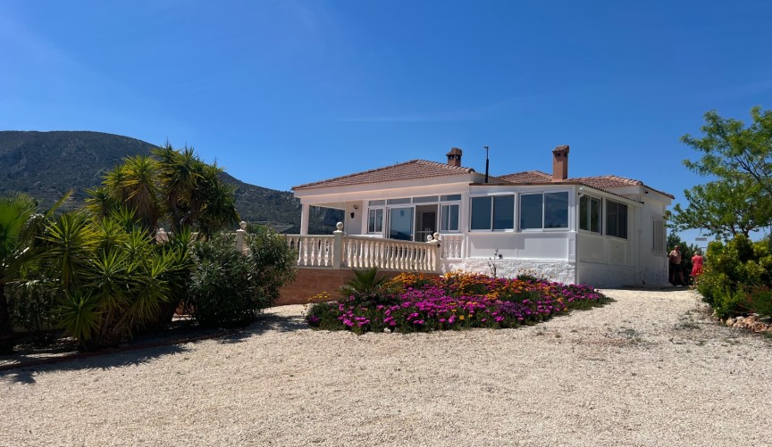 Brukt - Villa -
La Romana - Inland