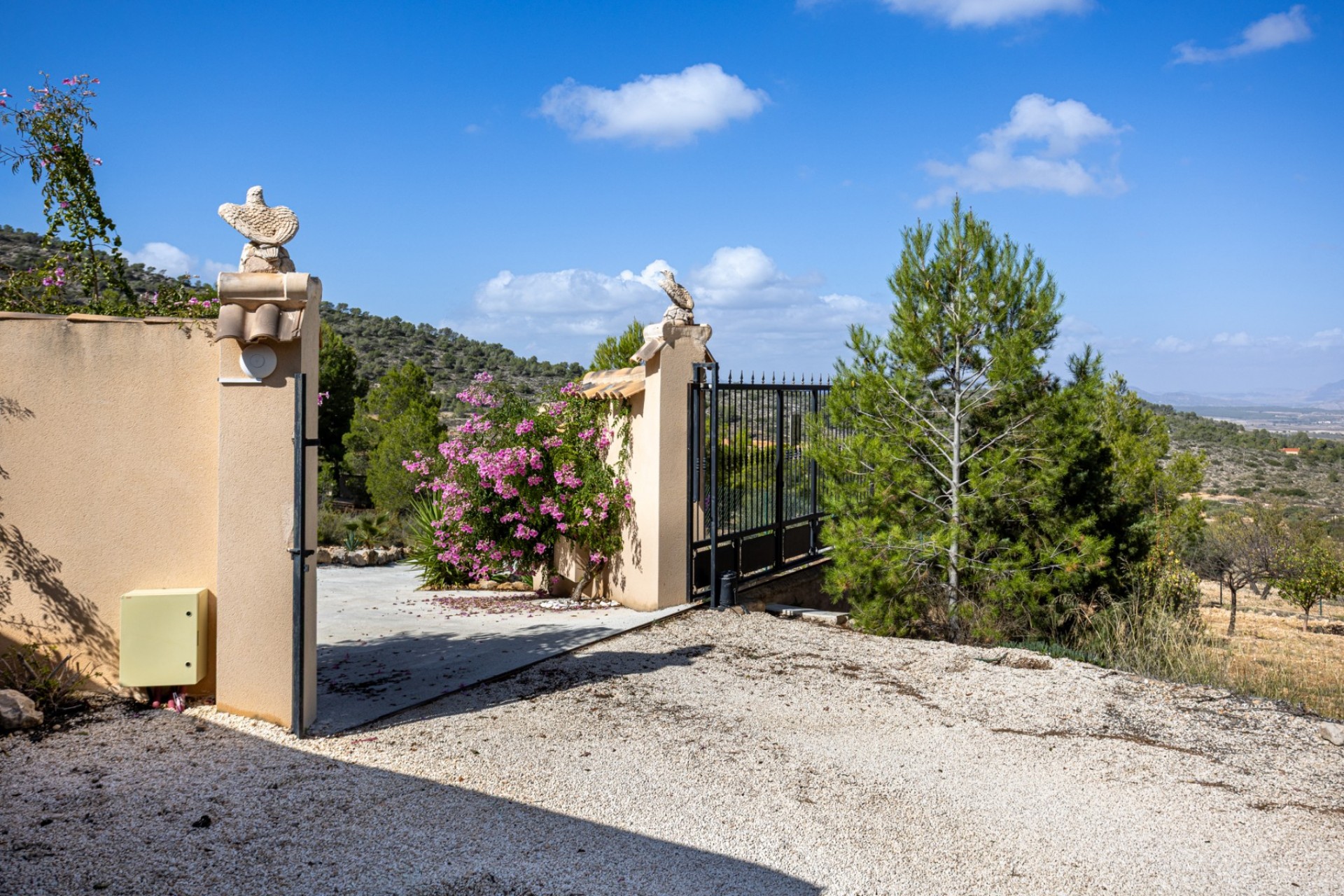 Brukt - Villa -
La Zarza - Inland