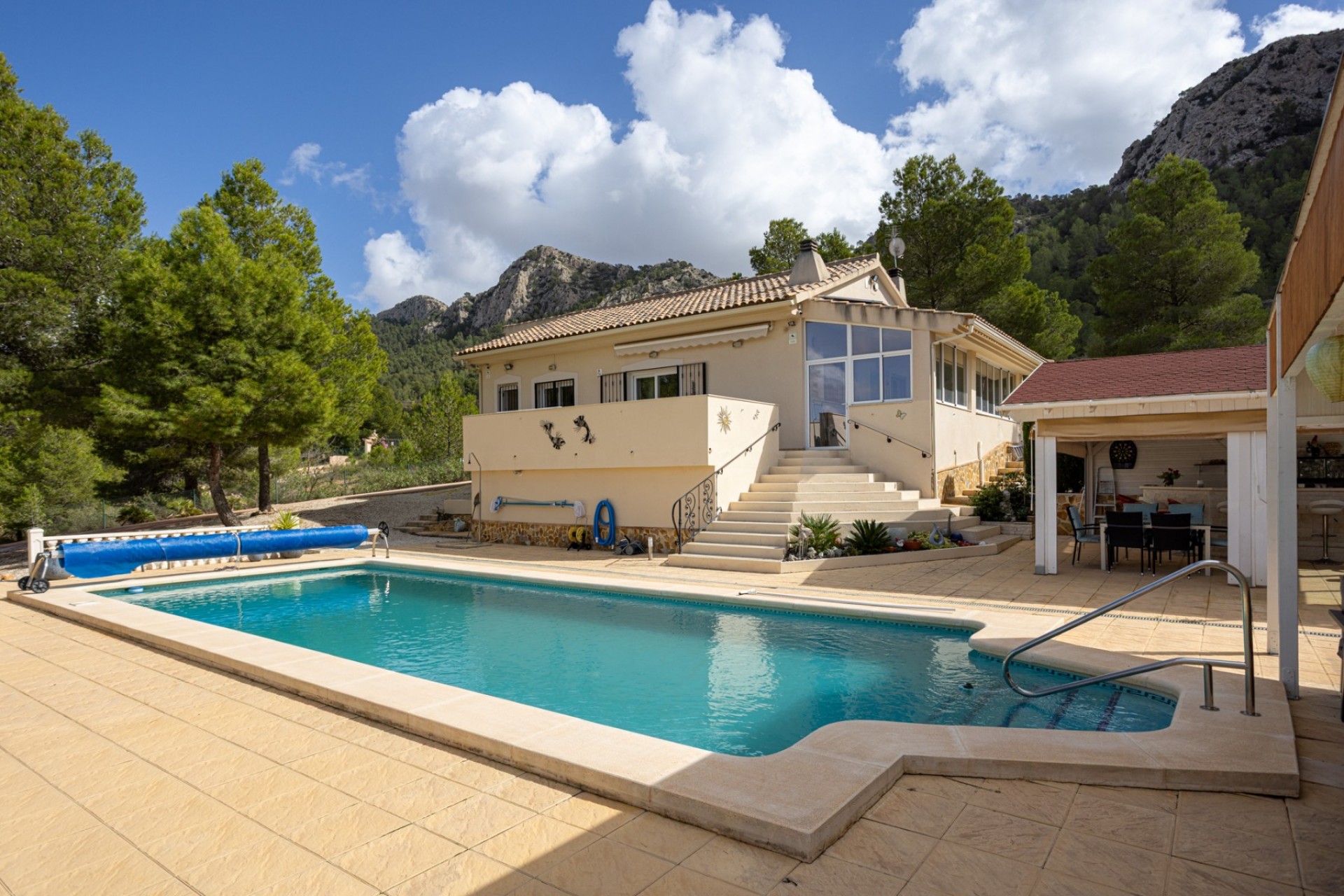 Brukt - Villa -
La Zarza - Inland