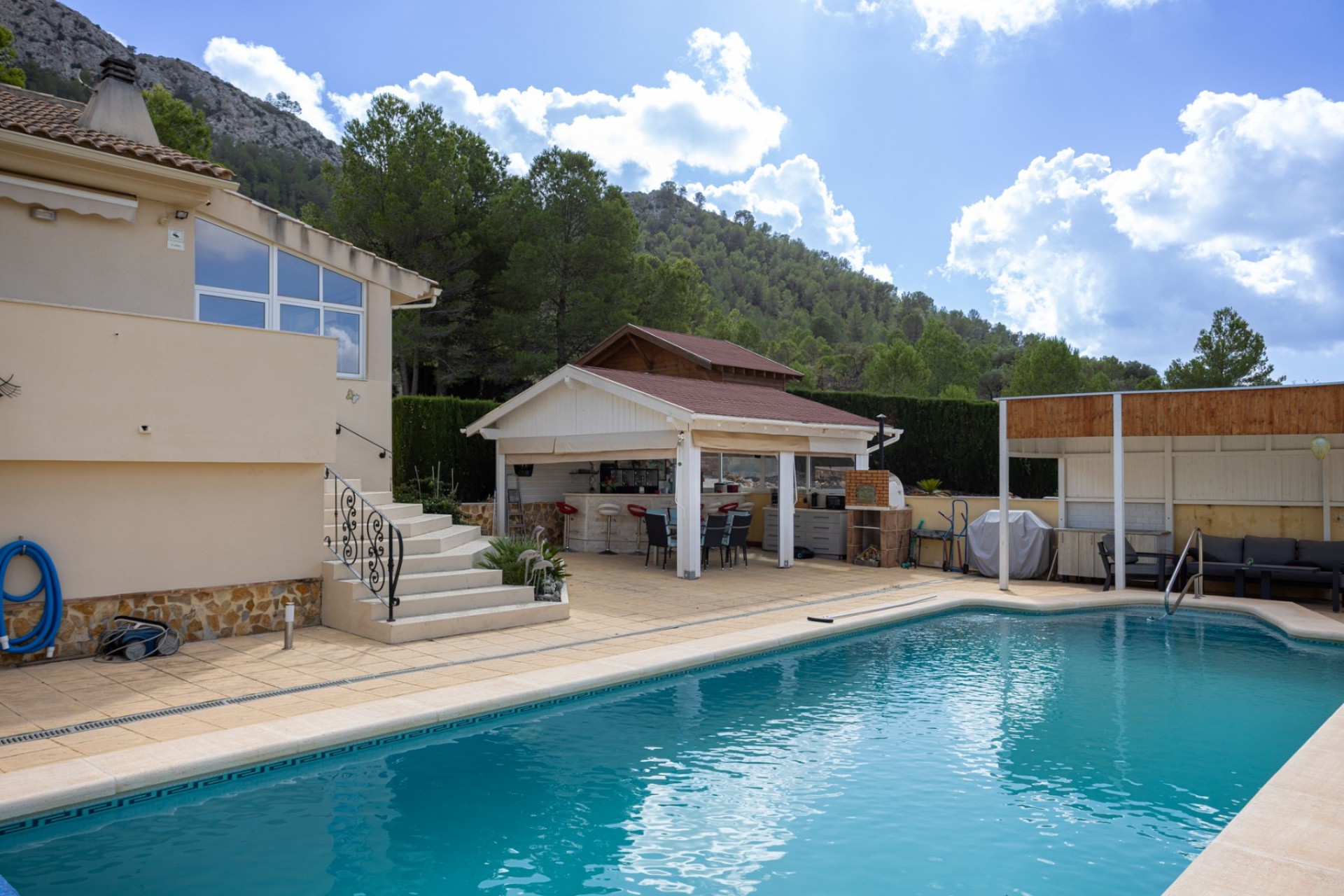 Brukt - Villa -
La Zarza - Inland