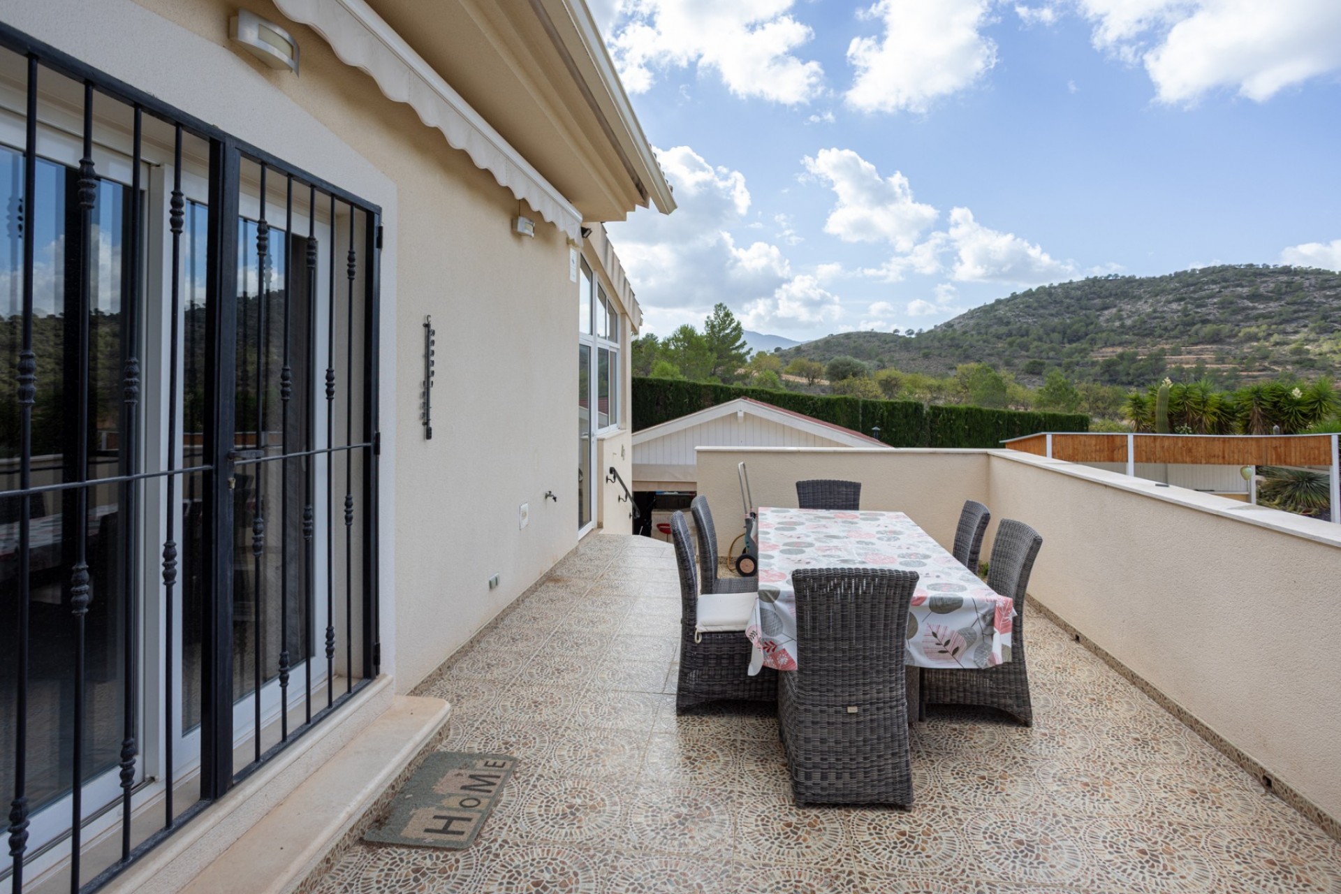 Brukt - Villa -
La Zarza - Inland
