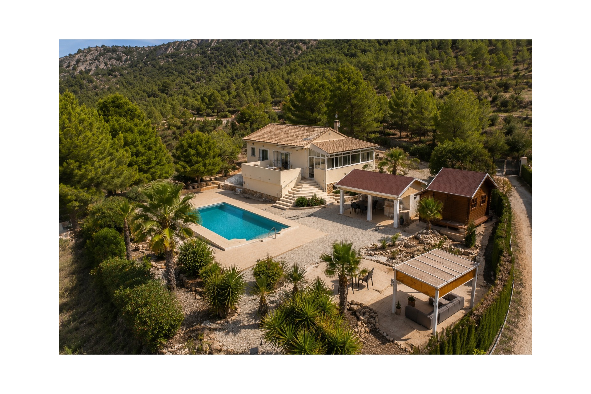 Brukt - Villa -
La Zarza - Inland