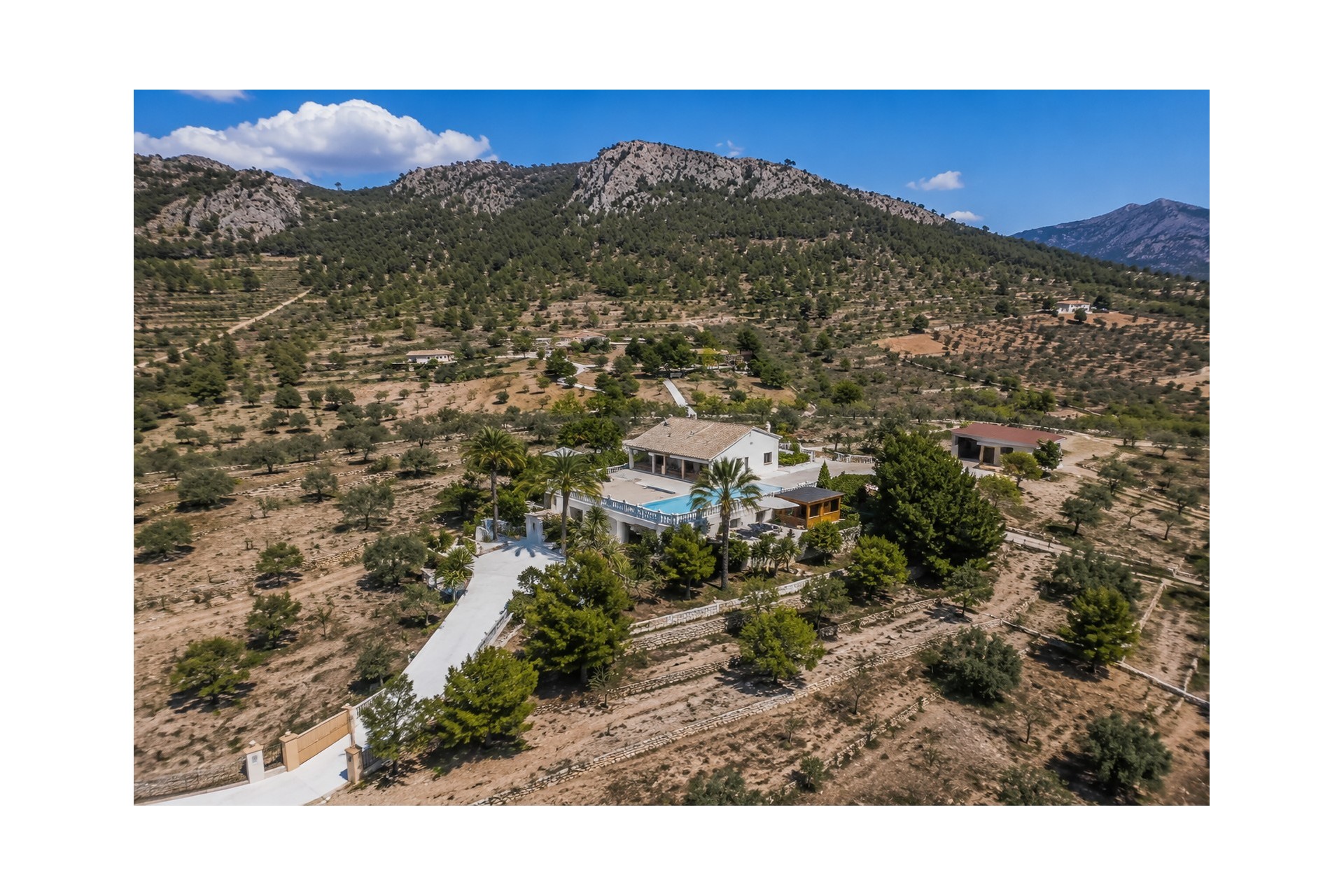 Brukt - Villa -
La Zarza - Inland