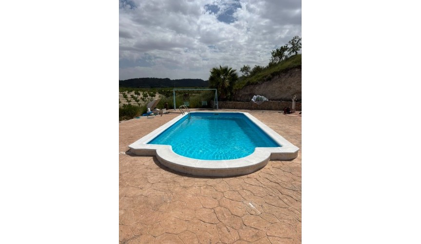 Brukt - Villa -
La Zarza - Inland