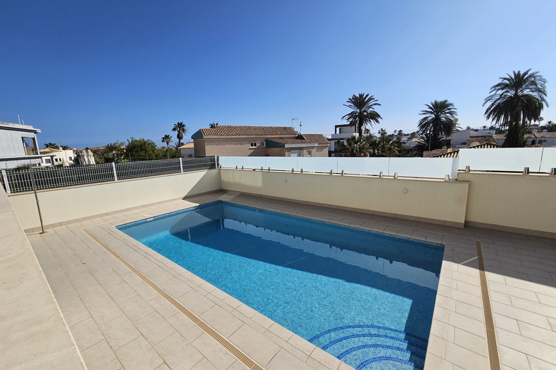 Brukt - Villa -
La Zenia - Costa Blanca