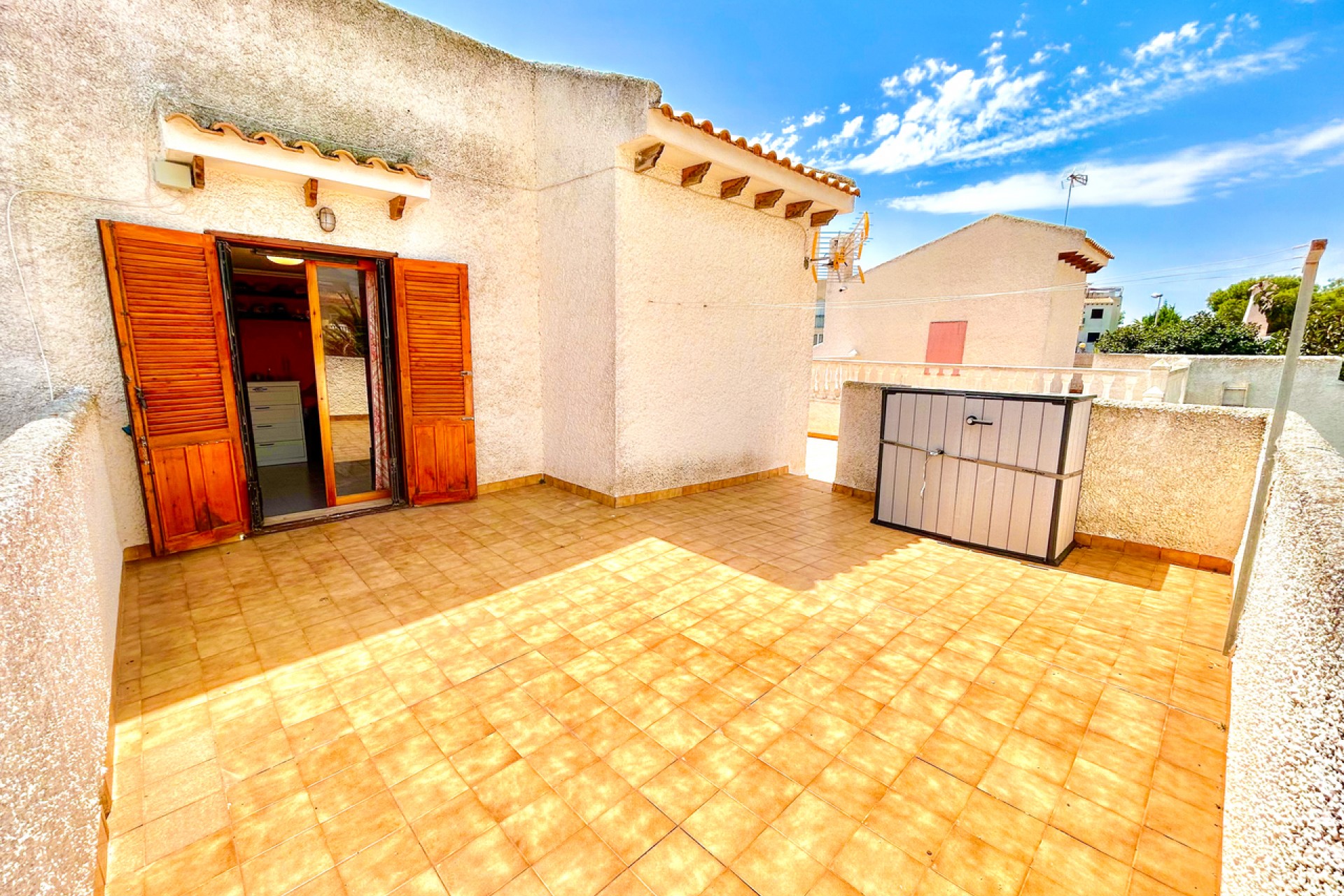 Brukt - Villa -
La Zenia - Costa Blanca