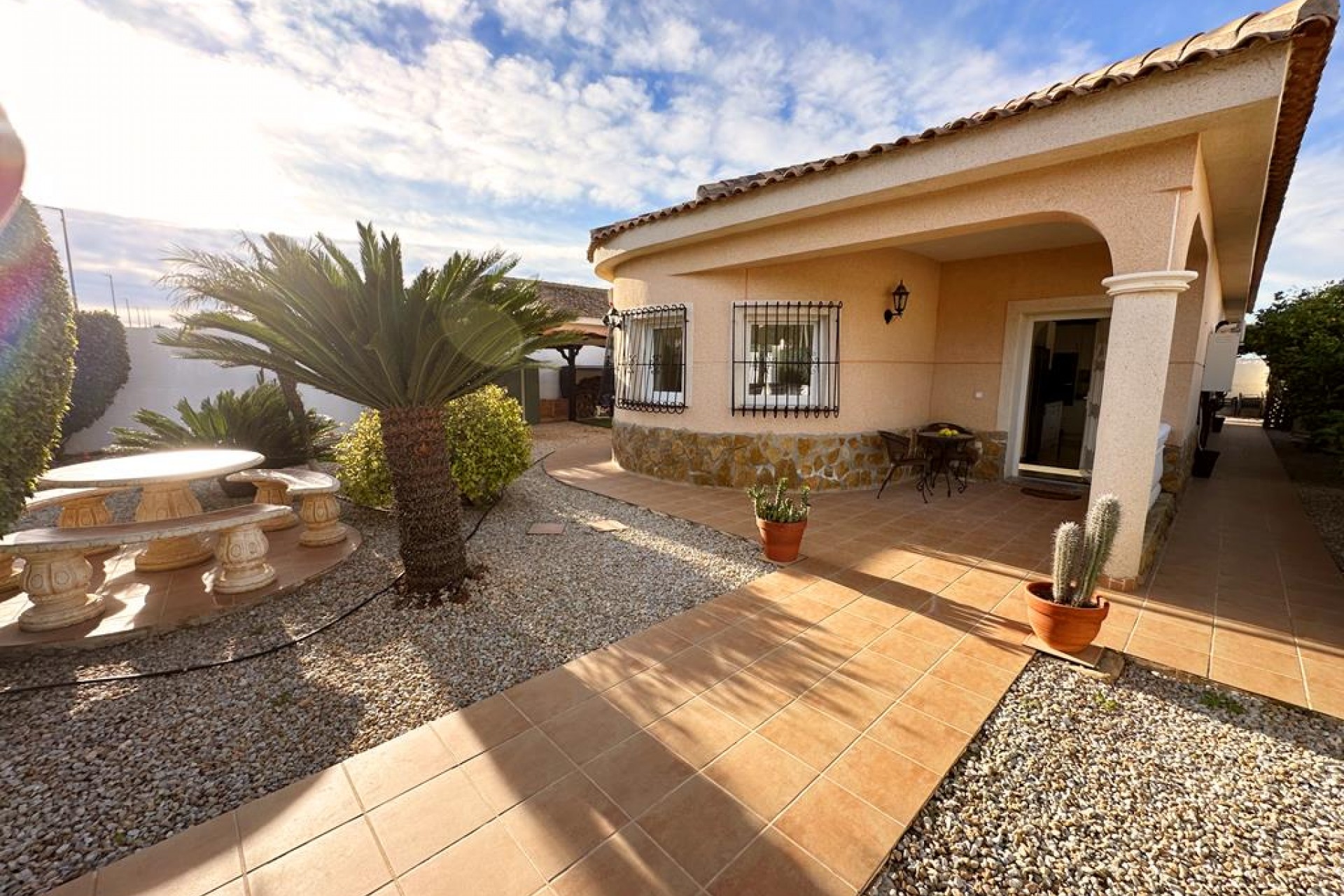 Brukt - Villa -
Lo Santiago - Inland