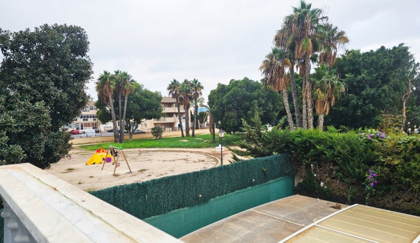 Brukt - Villa -
Los Alcazares - Costa Calida