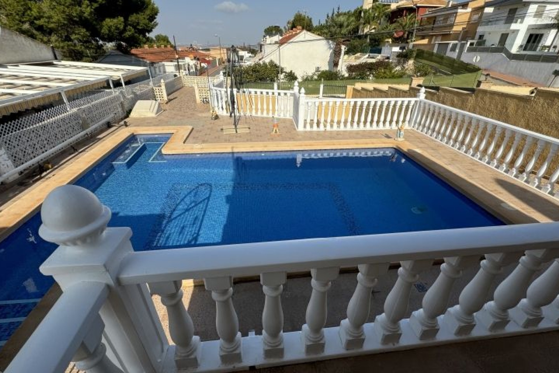 Brukt - Villa -
Los Balcones - Costa Blanca