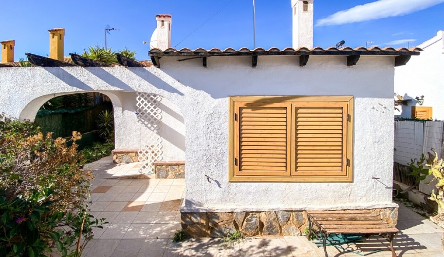 Brukt - Villa -
Los Balcones - Costa Blanca