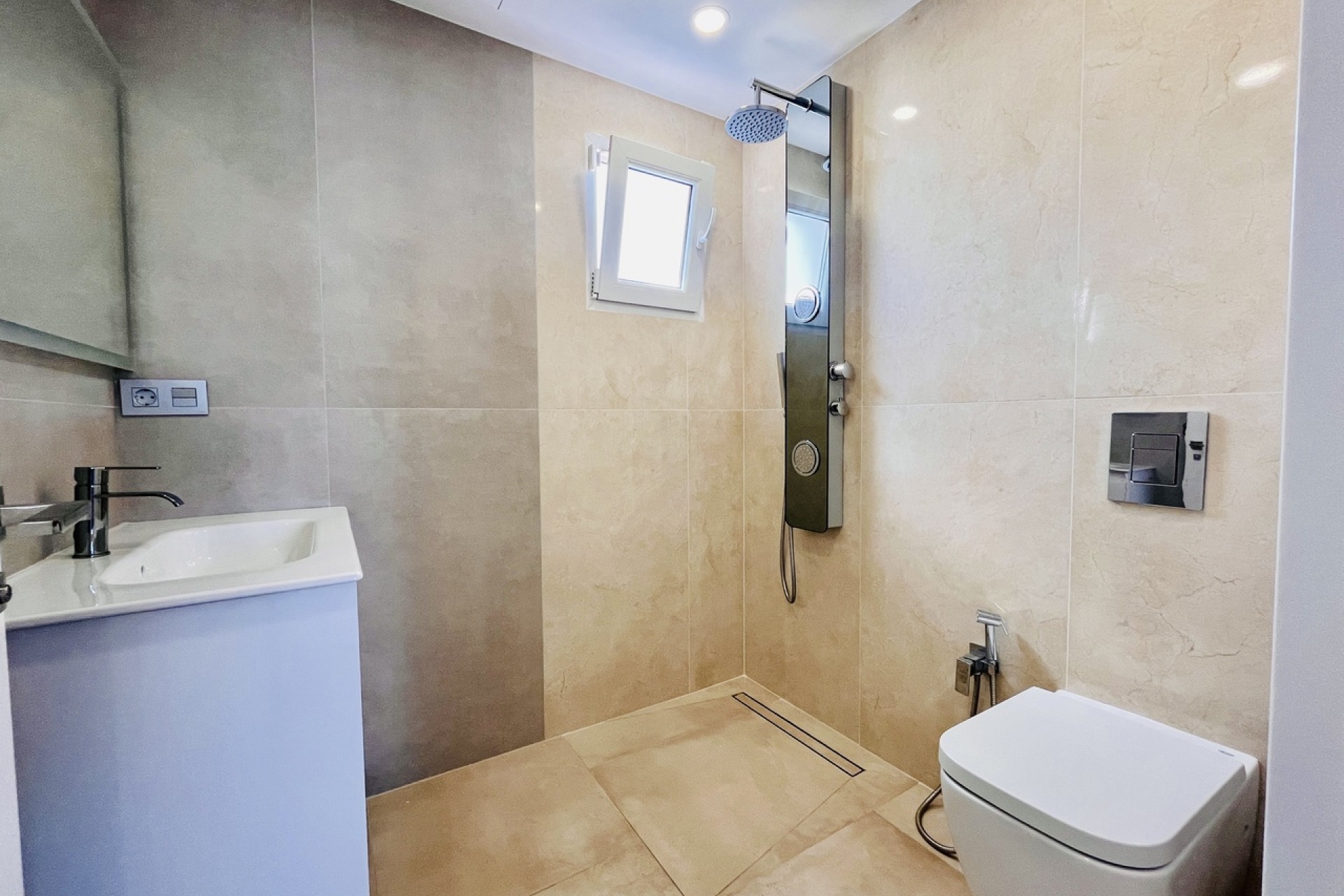 Brukt - Villa -
Los Balcones - Costa Blanca