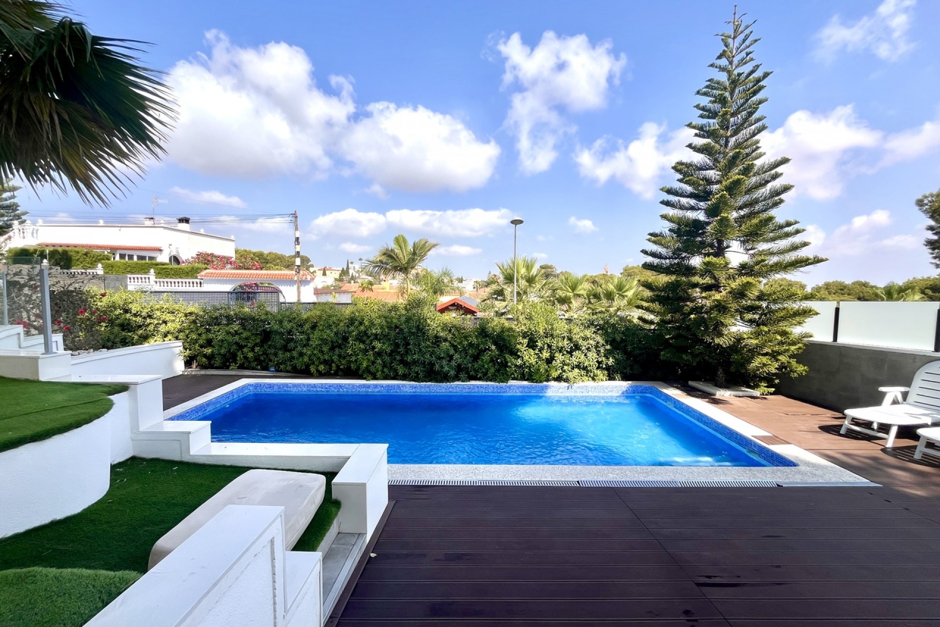 Brukt - Villa -
Los Balcones - Costa Blanca