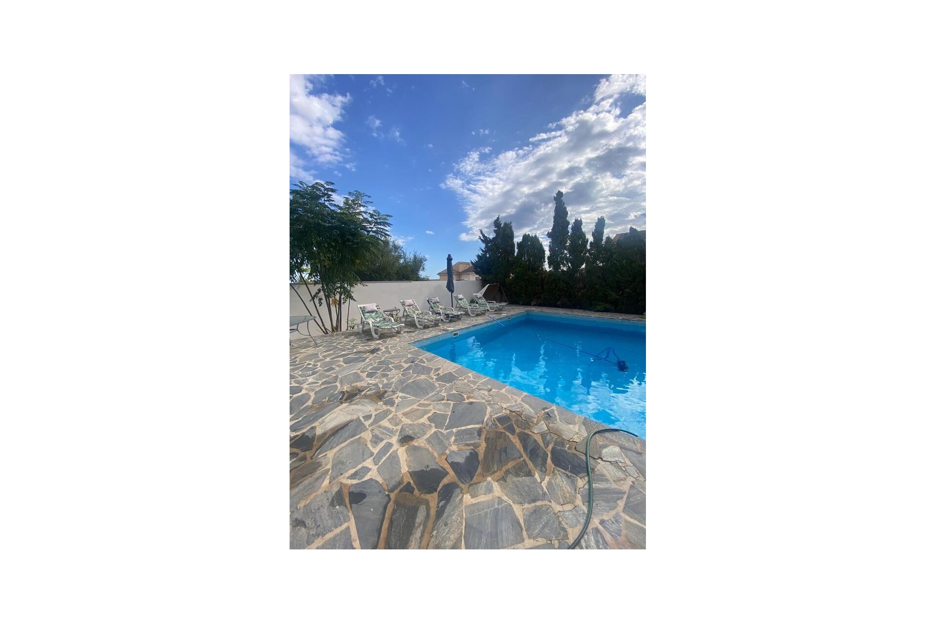 Brukt - Villa -
Los Balcones - Costa Blanca