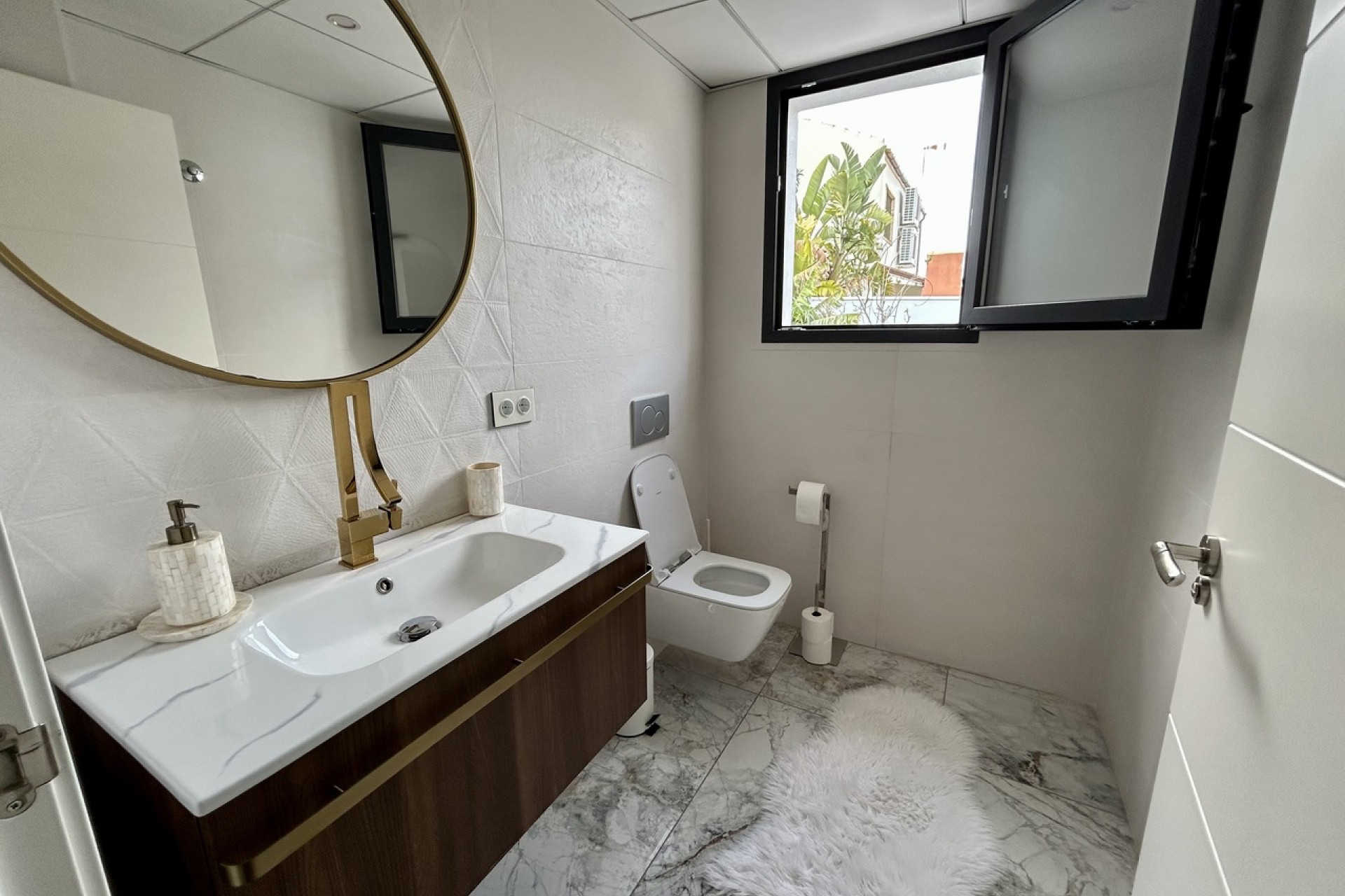 Brukt - Villa -
Los Balcones - Costa Blanca