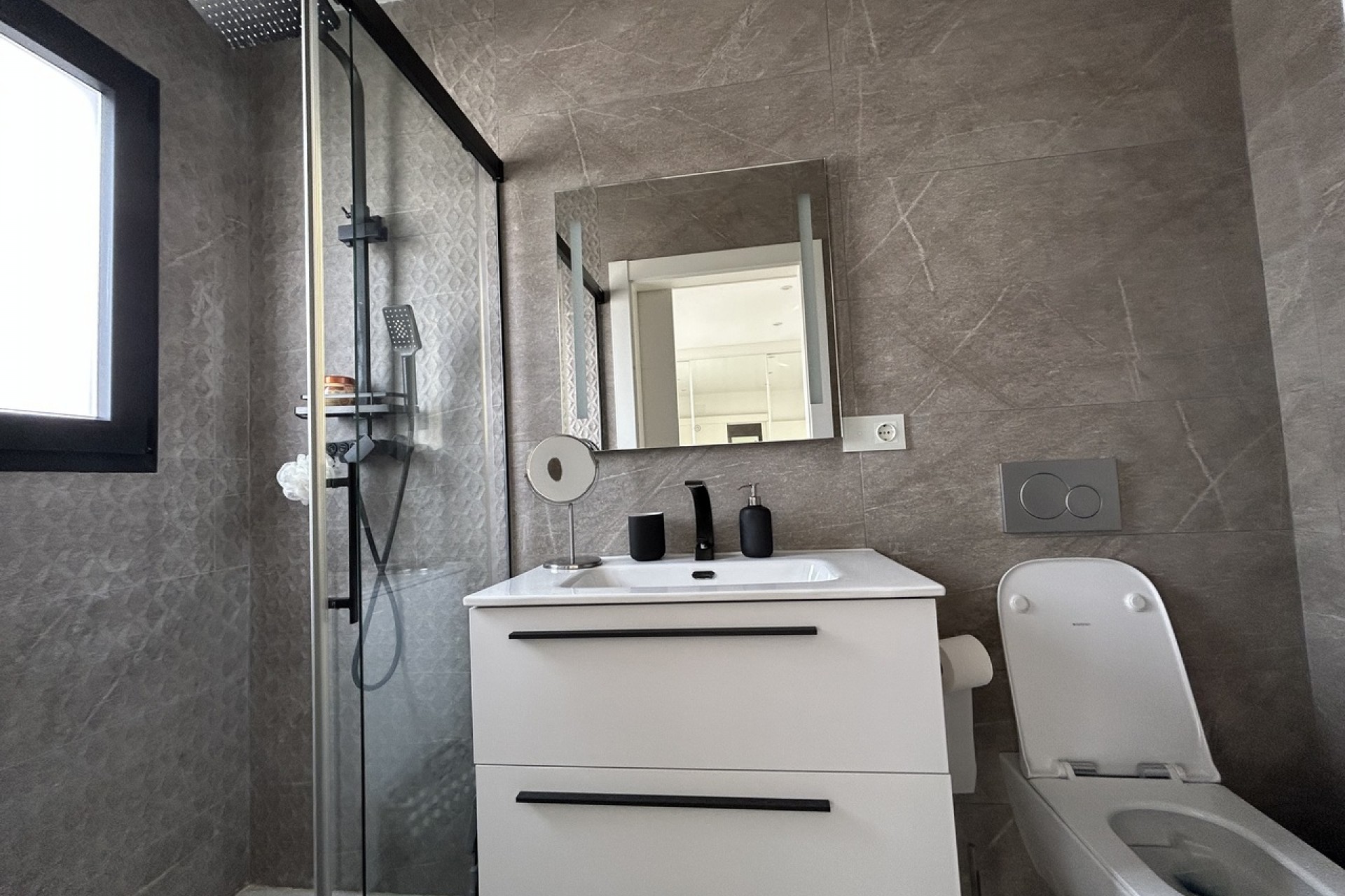 Brukt - Villa -
Los Balcones - Costa Blanca