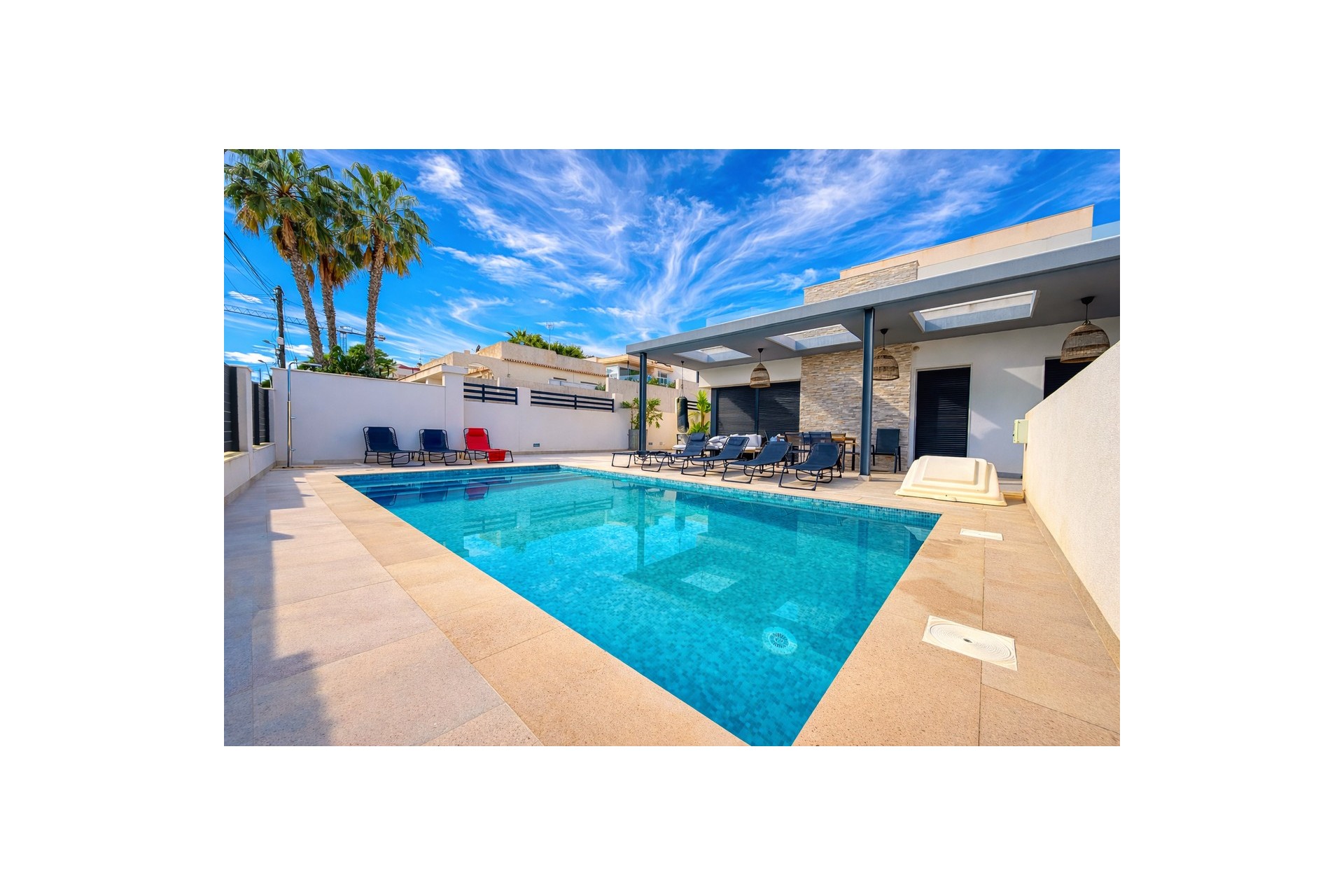 Brukt - Villa -
Los Balcones - Costa Blanca