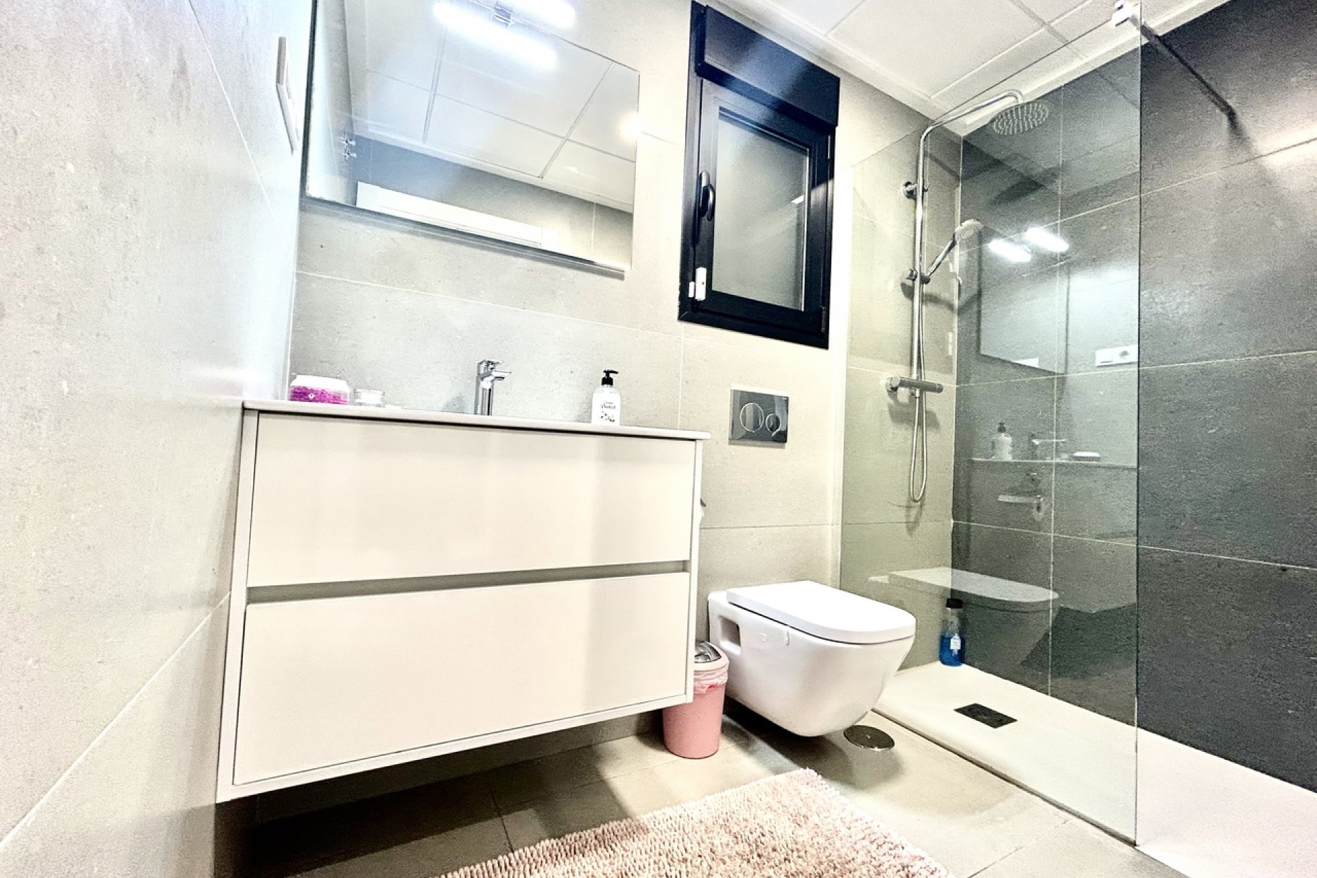 Brukt - Villa -
Los Balcones - Costa Blanca