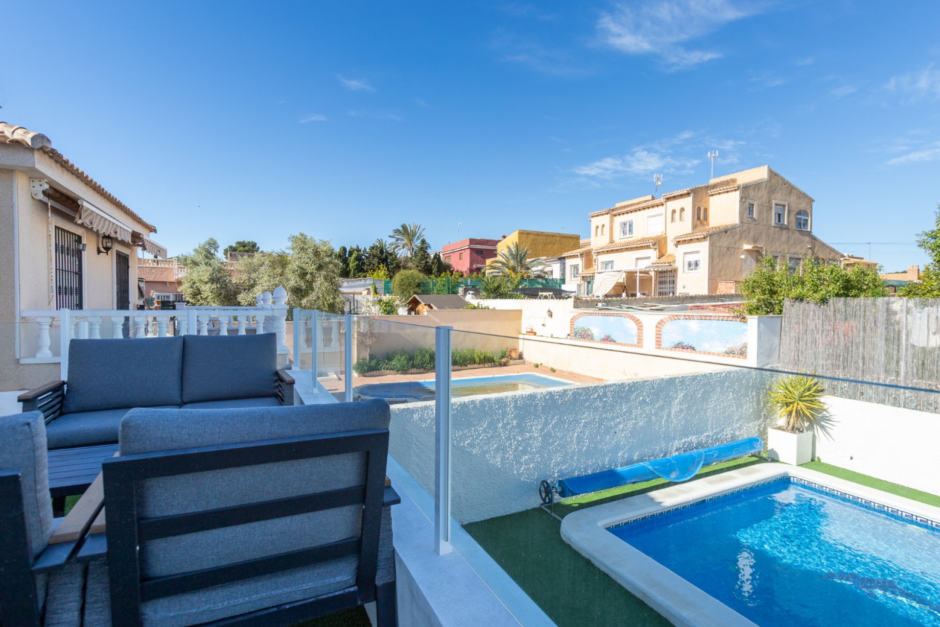 Brukt - Villa -
Los Balcones - Costa Blanca