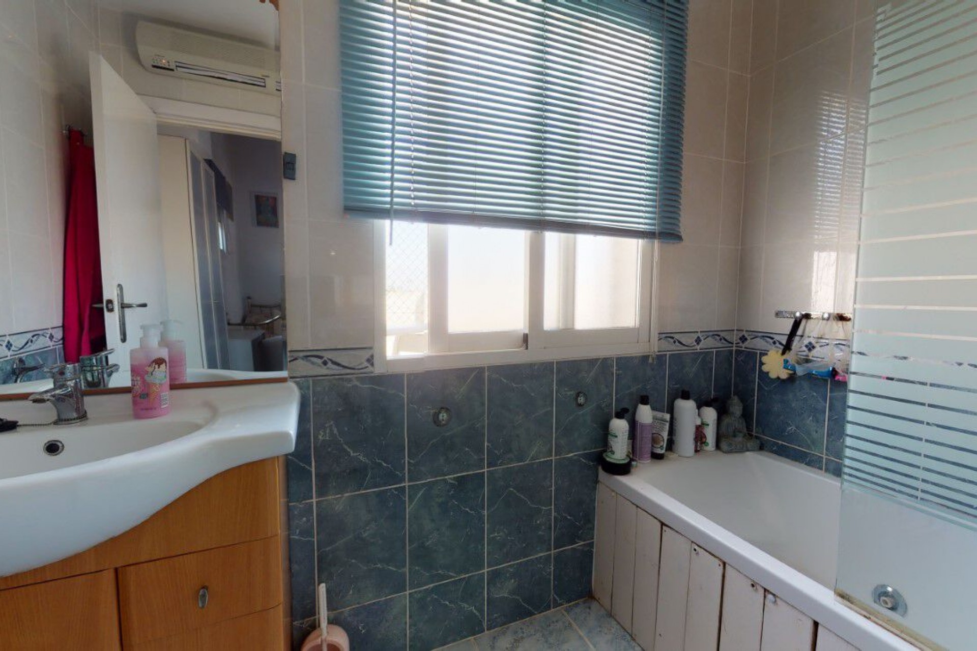 Brukt - Villa -
Los Belones - Inland