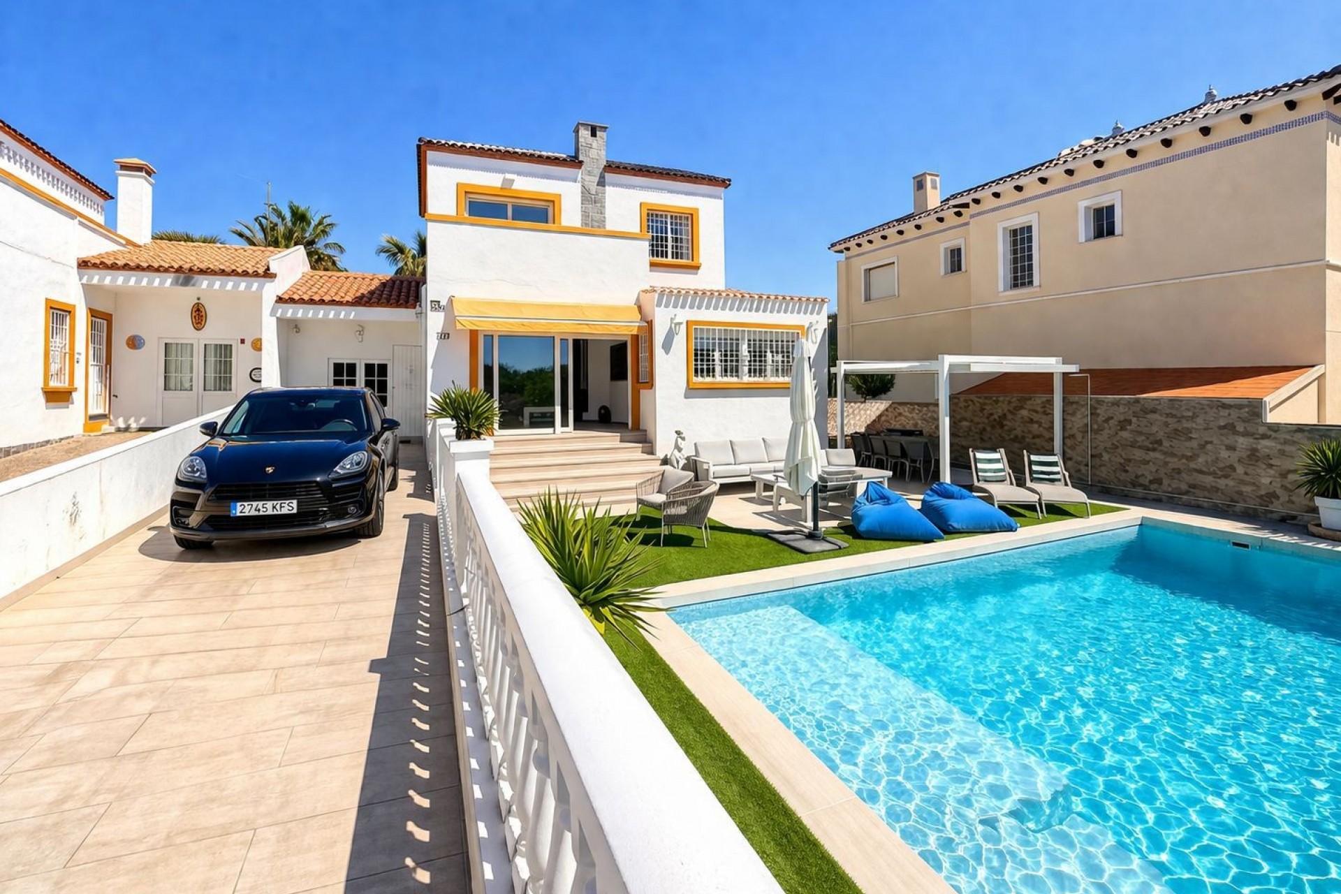Brukt - Villa -
Los Dolses - Inland