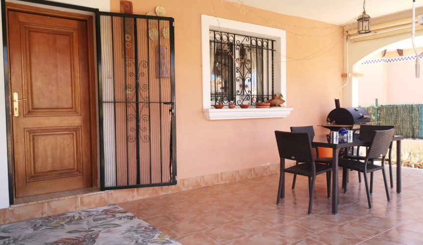 Brukt - Villa -
Los Montesinos - Costa Blanca