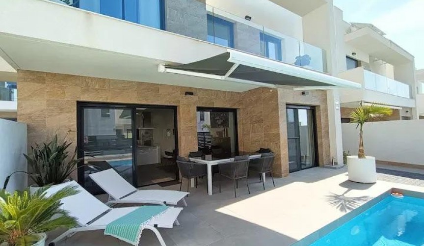 Brukt - Villa -
Los Montesinos - Costa Blanca