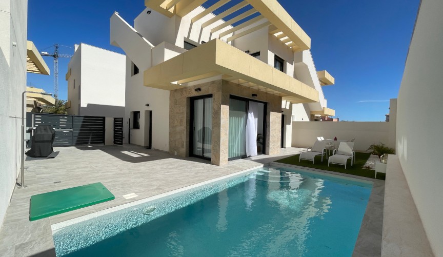 Brukt - Villa -
Los Montesinos - Costa Blanca