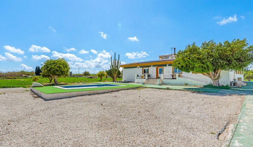 Brukt - Villa -
Los Montesinos - Costa Blanca