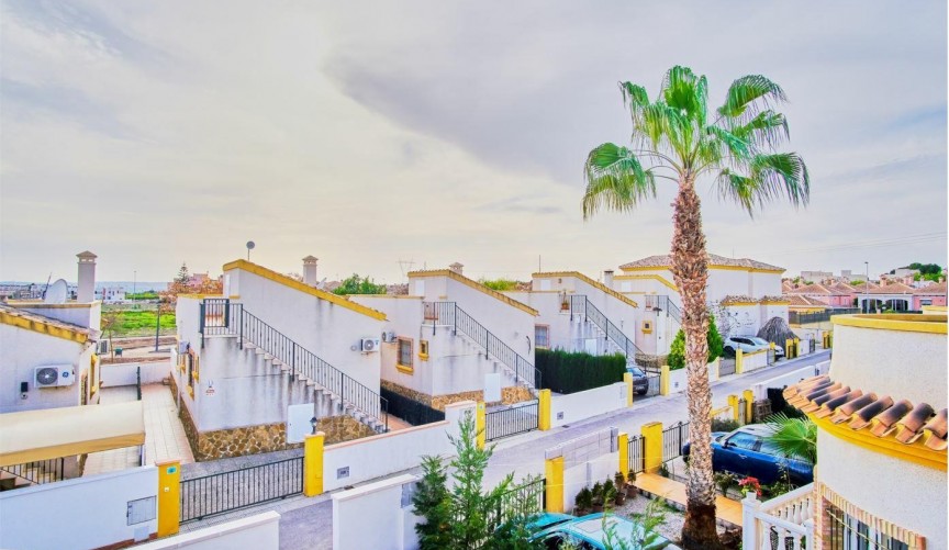 Brukt - Villa -
Los Montesinos - Costa Blanca