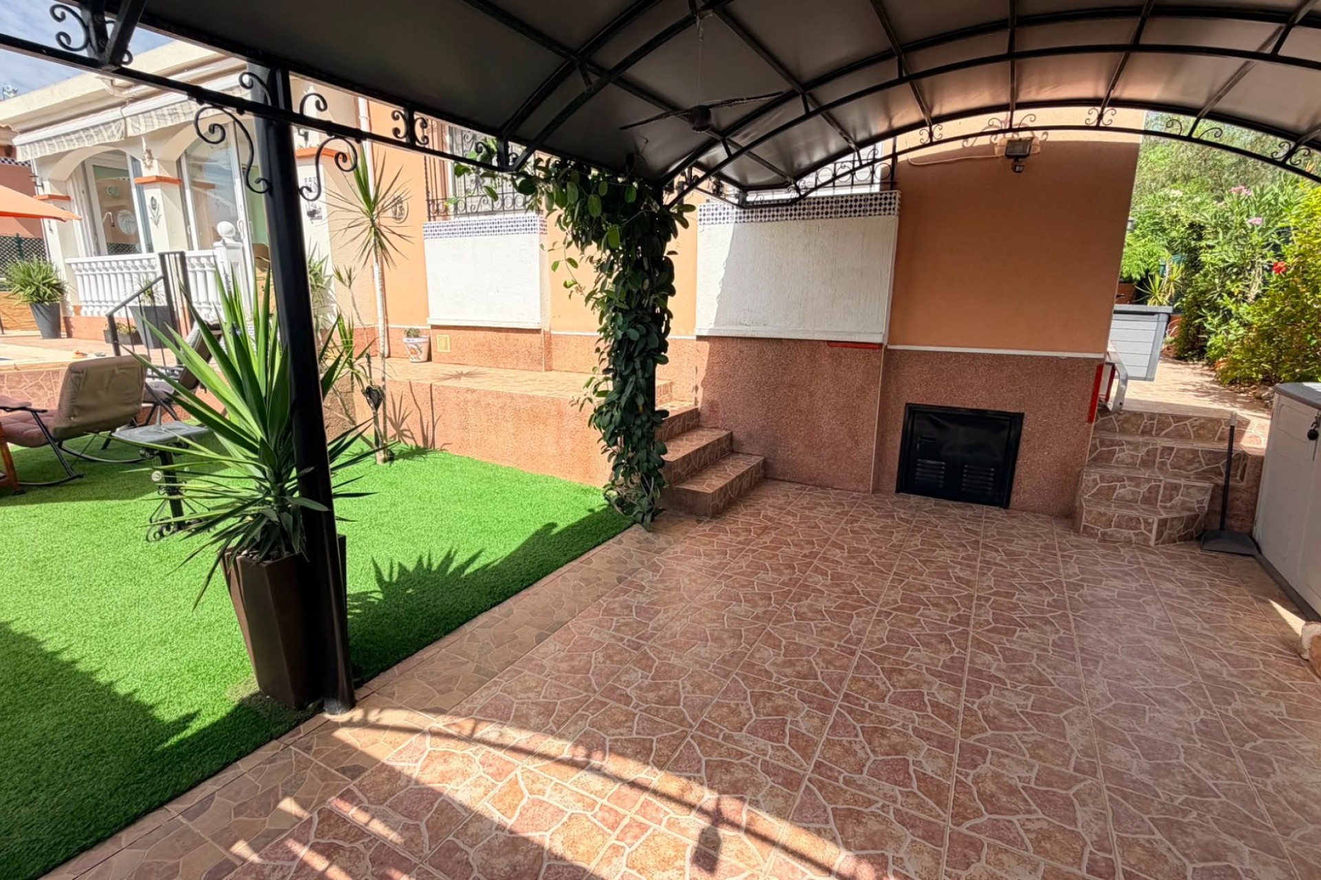 Brukt - Villa -
Los Montesinos - Costa Blanca