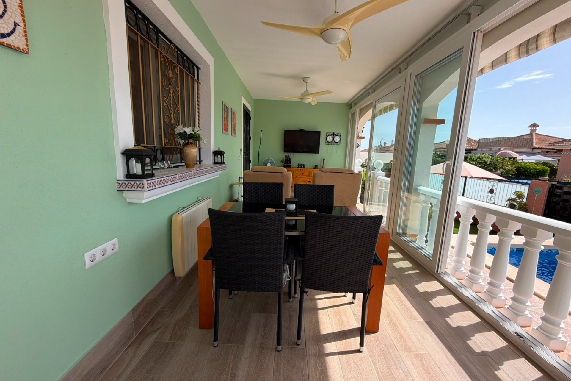 Brukt - Villa -
Los Montesinos - Costa Blanca