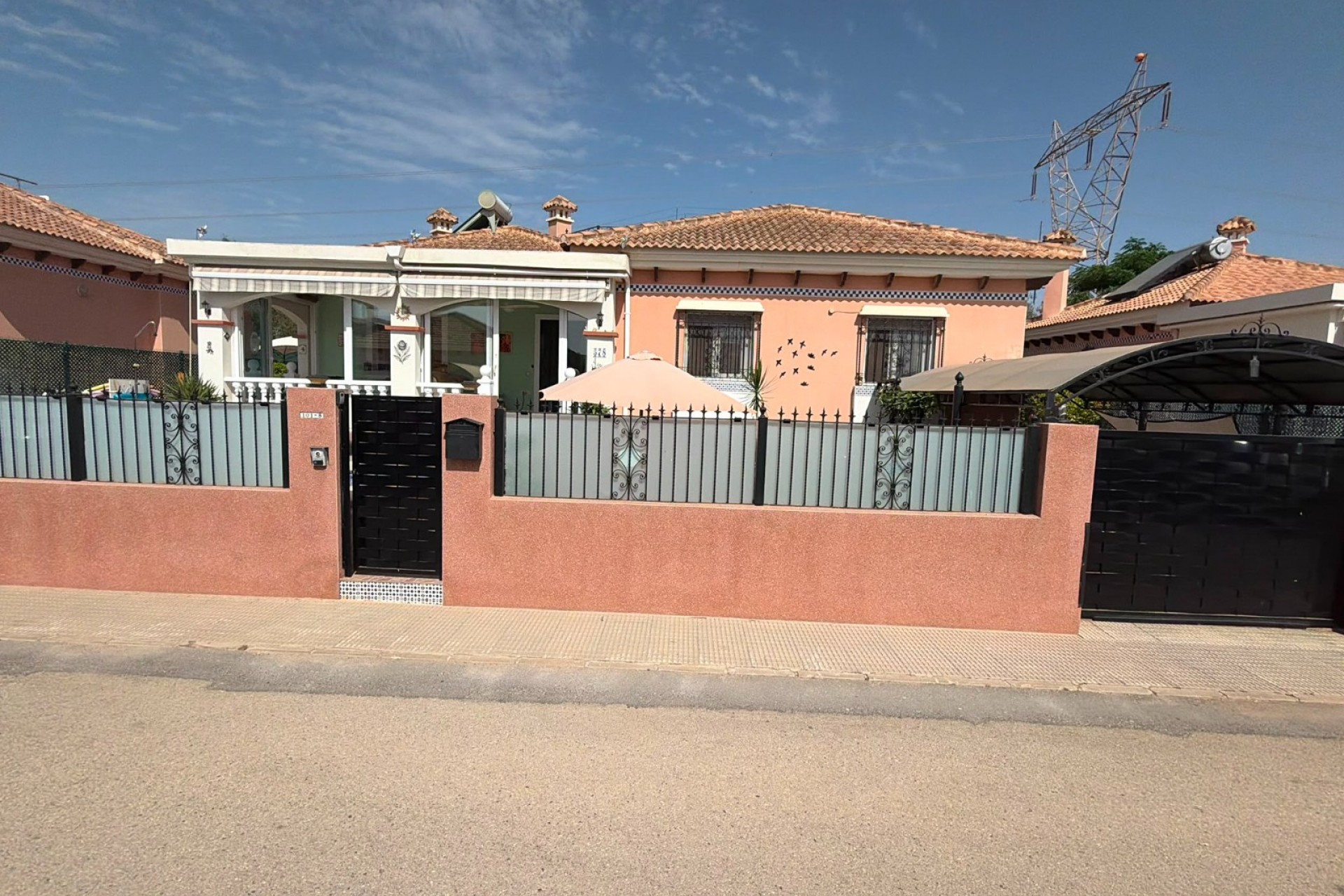 Brukt - Villa -
Los Montesinos - Costa Blanca