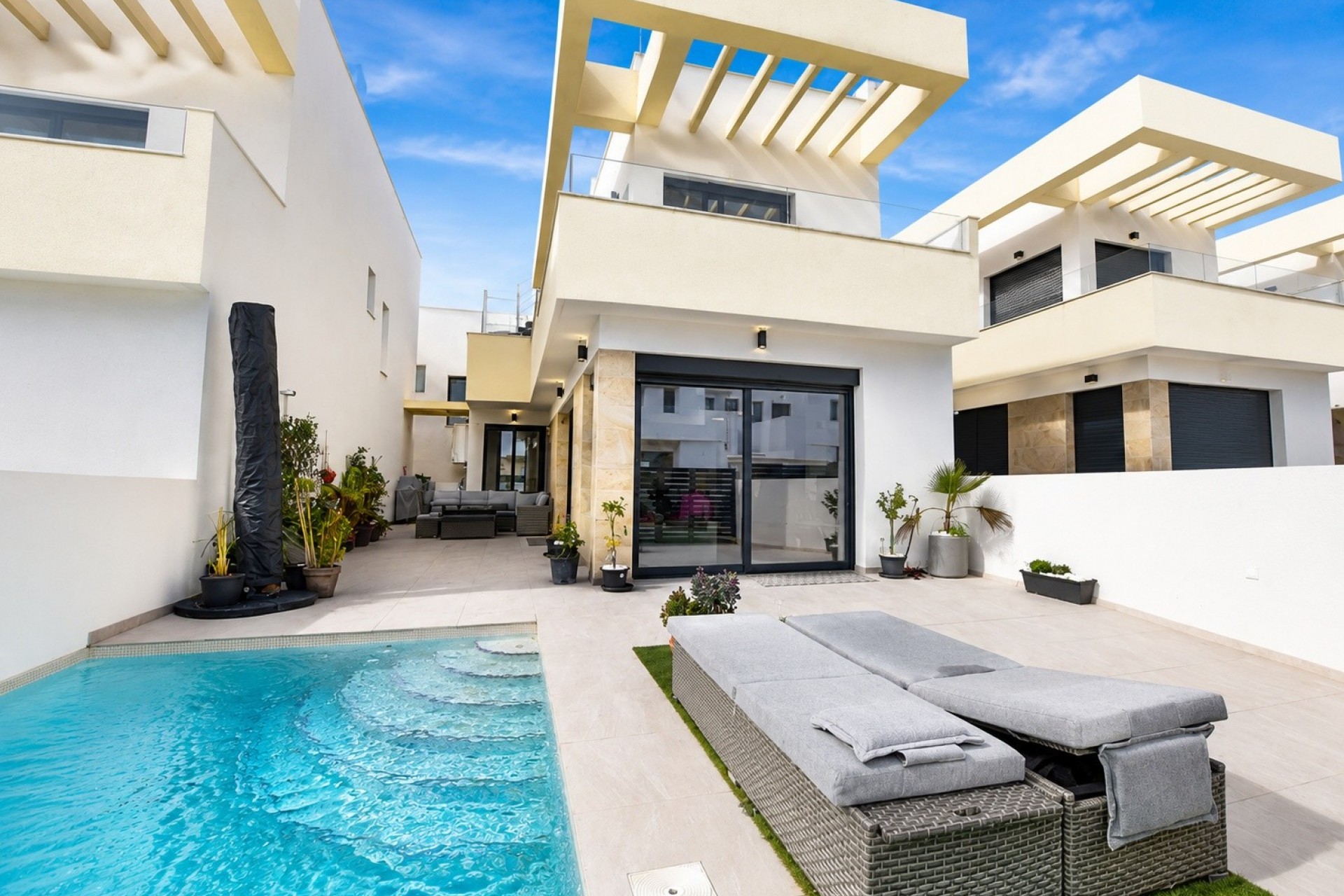 Brukt - Villa -
Los Montesinos - Costa Blanca