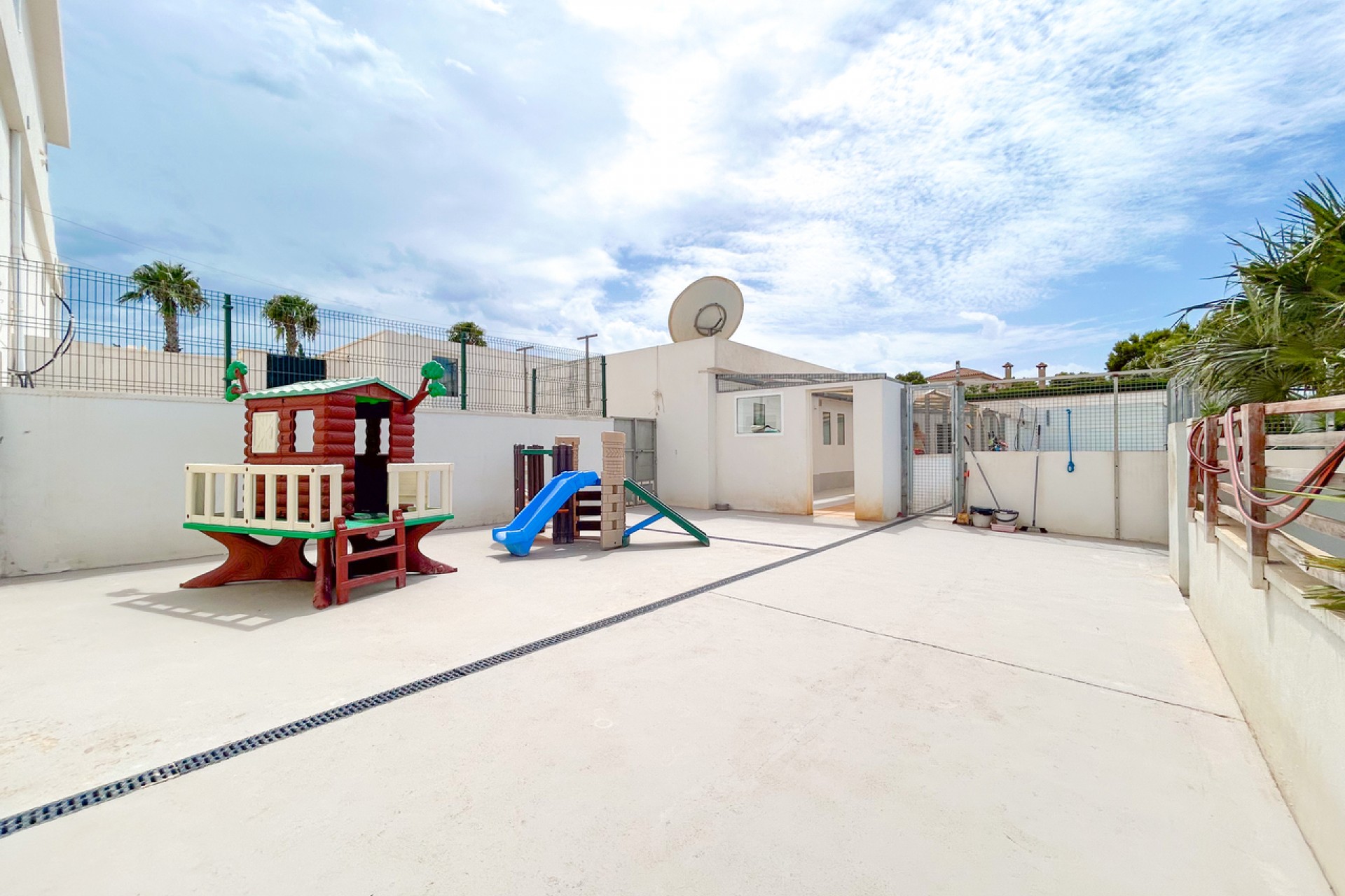 Brukt - Villa -
Los Montesinos - Costa Blanca