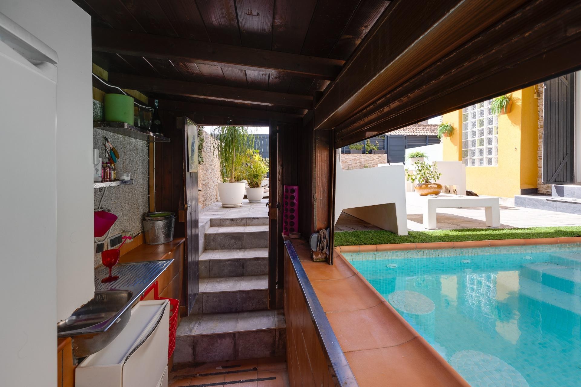 Brukt - Villa -
Los Montesinos - La Herrada