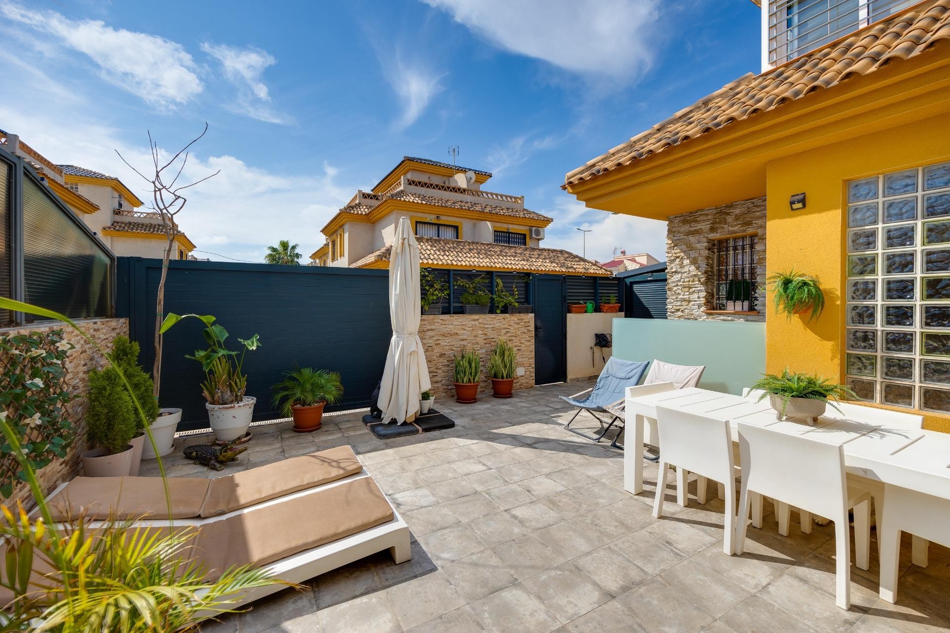 Brukt - Villa -
Los Montesinos - La Herrada