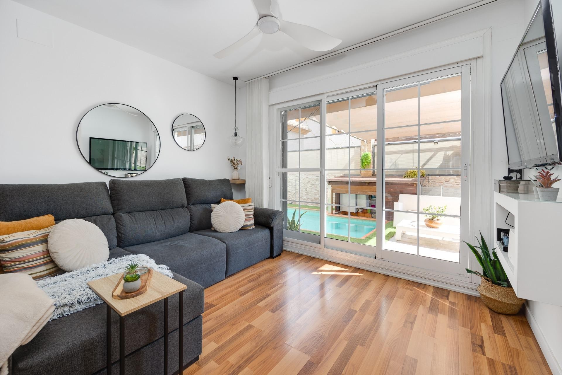 Brukt - Villa -
Los Montesinos - La Herrada