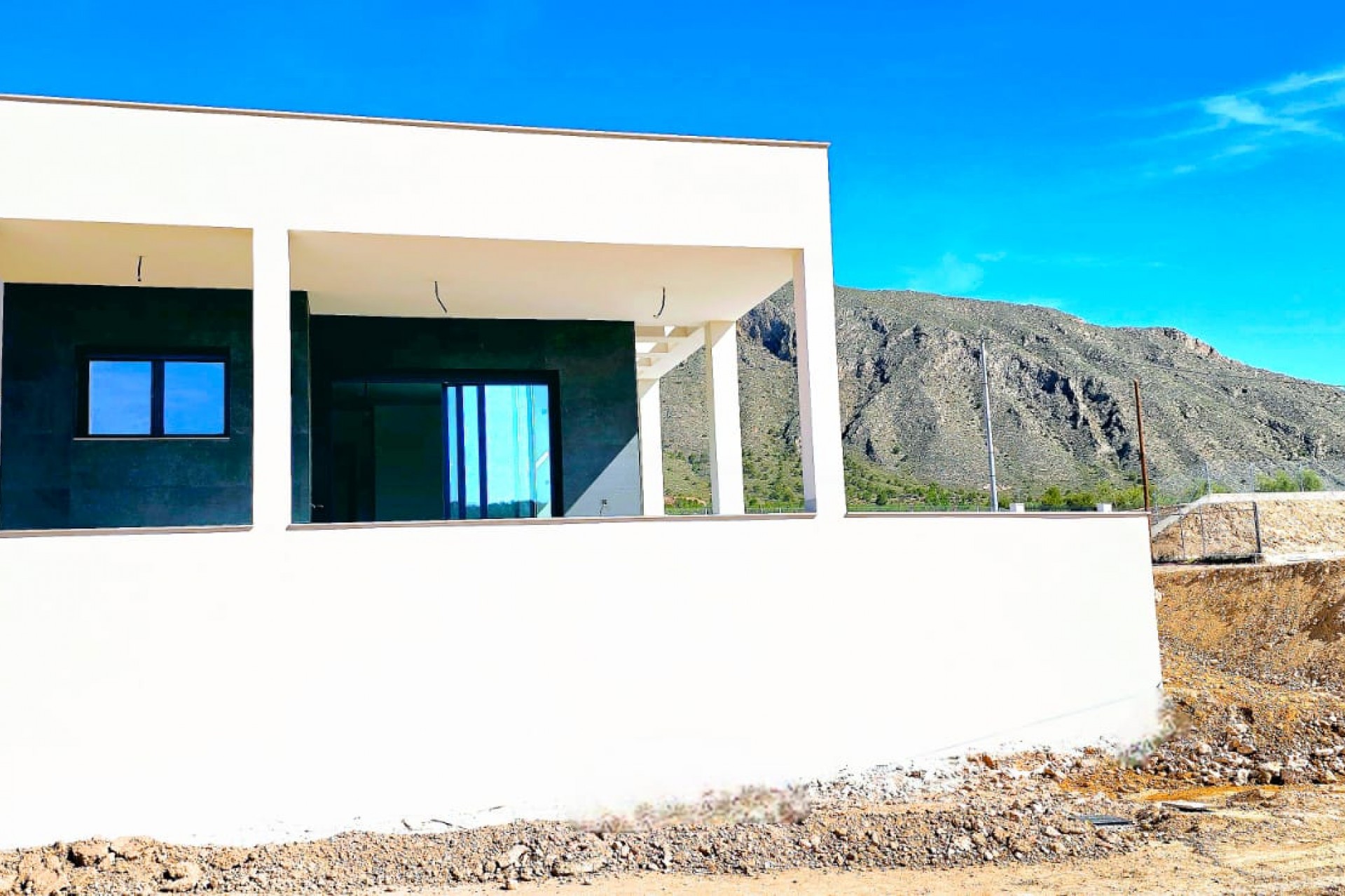 Brukt - Villa -
Macisvenda - Inland
