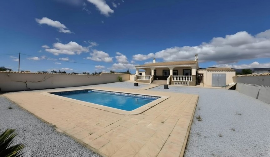 Brukt - Villa -
Monóvar/Monóver - Inland