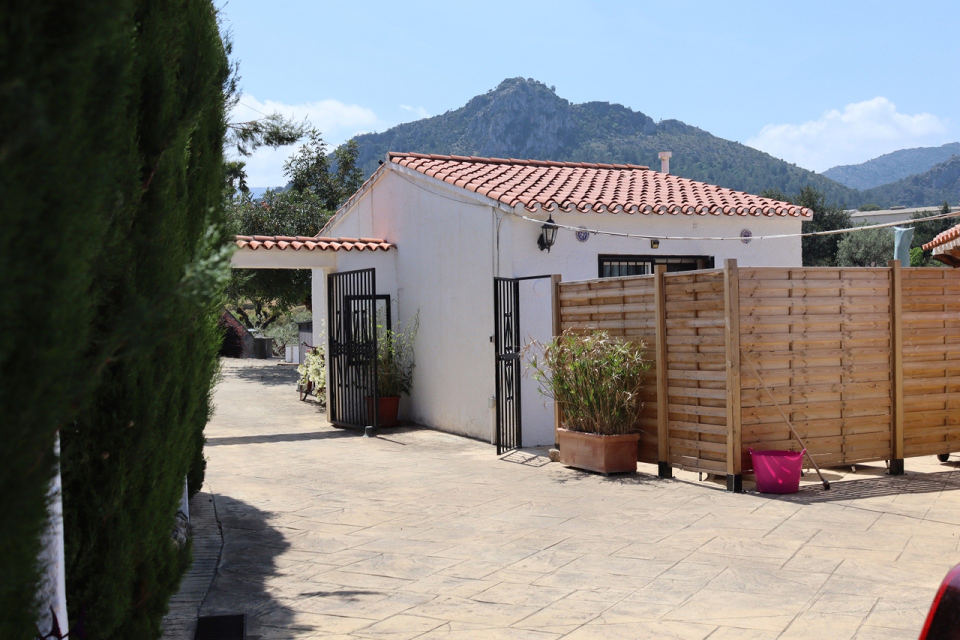 Brukt - Villa -
Orba - Inland