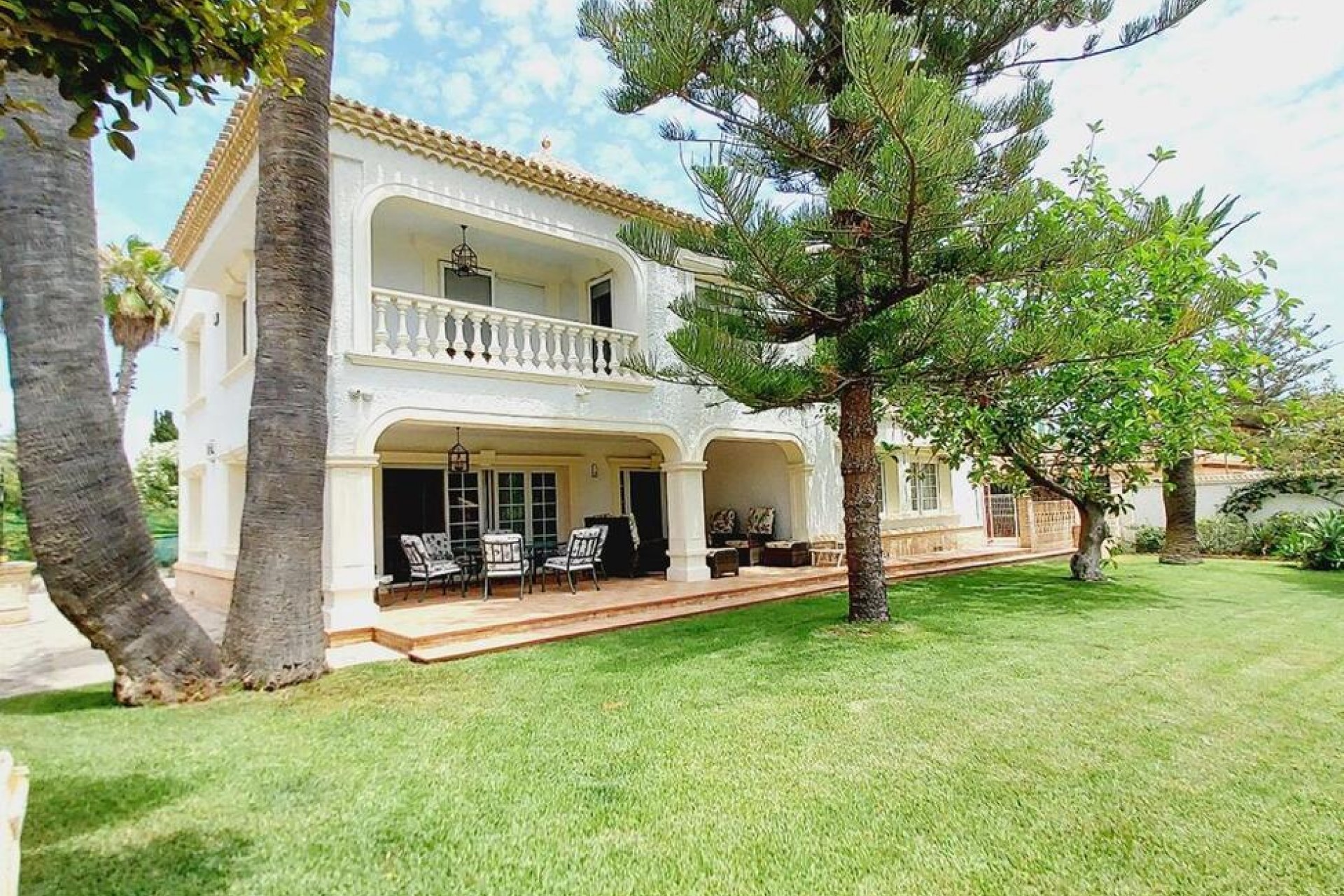 Brukt - Villa -
Orihuela Costa - Cabo Roig