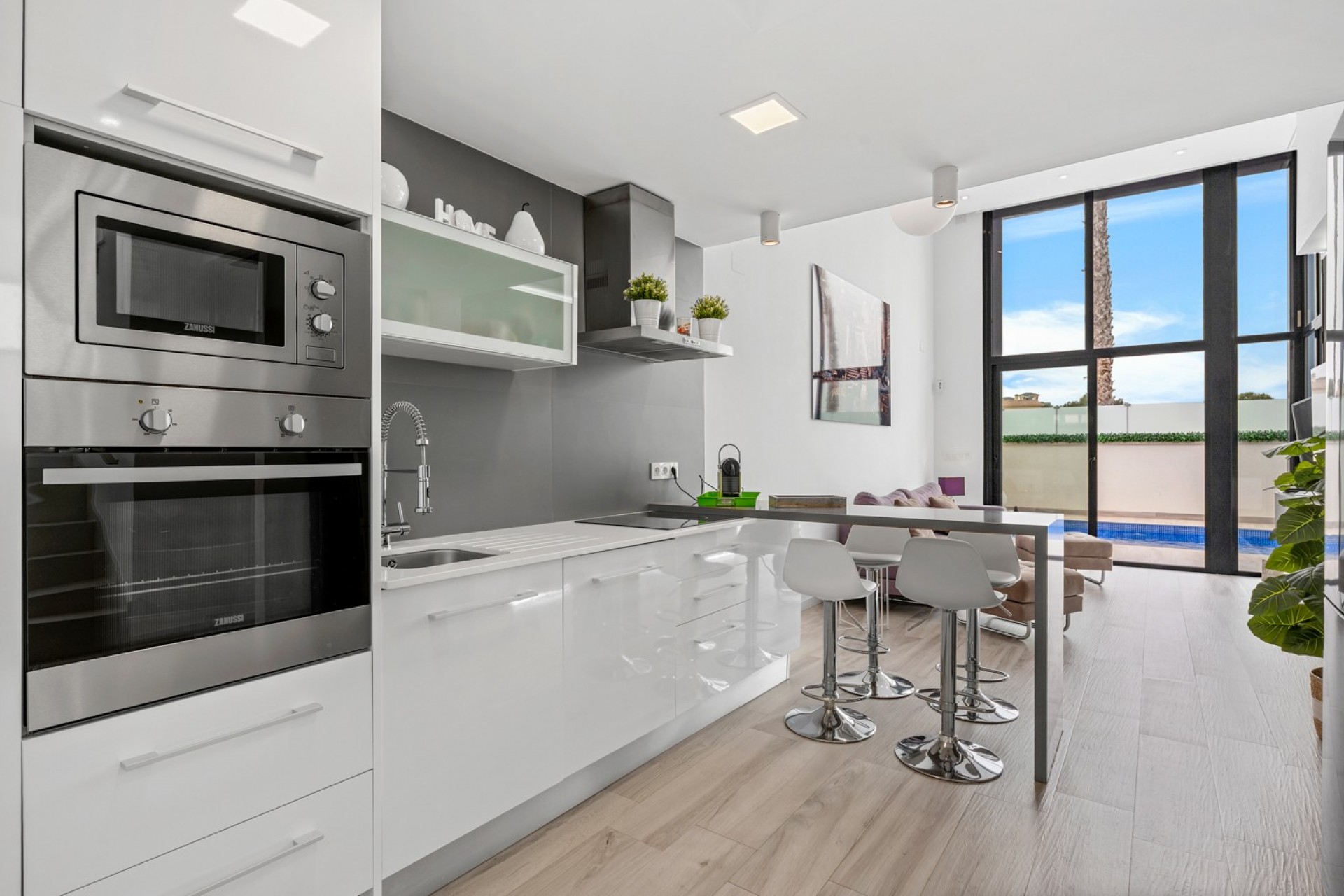 Brukt - Villa -
Orihuela Costa - Cabo Roig