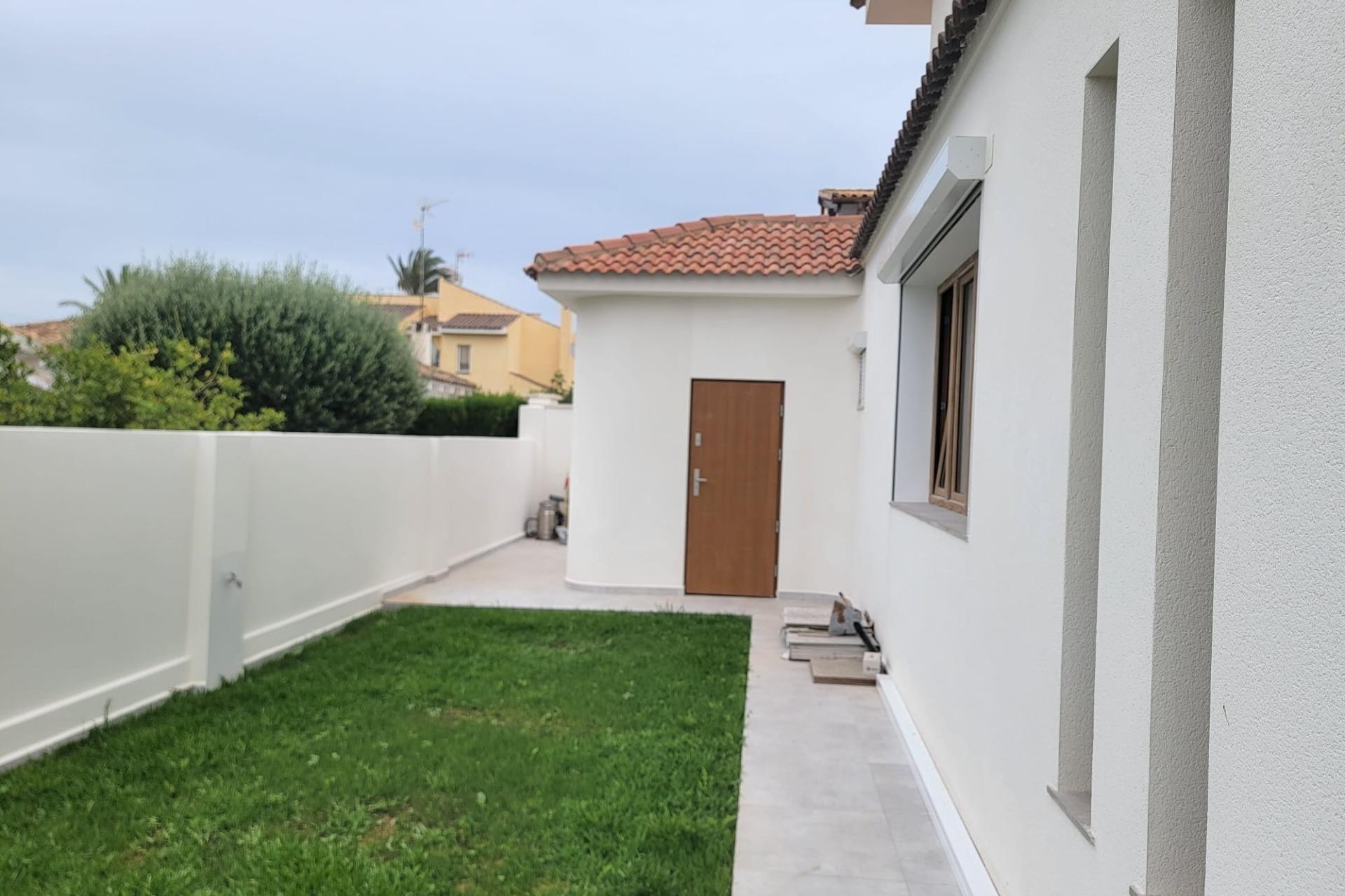 Brukt - Villa -
Orihuela Costa - Cabo Roig