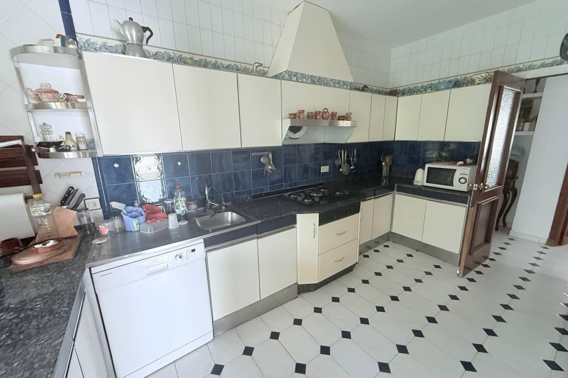 Brukt - Villa -
Orihuela Costa - Campoamor