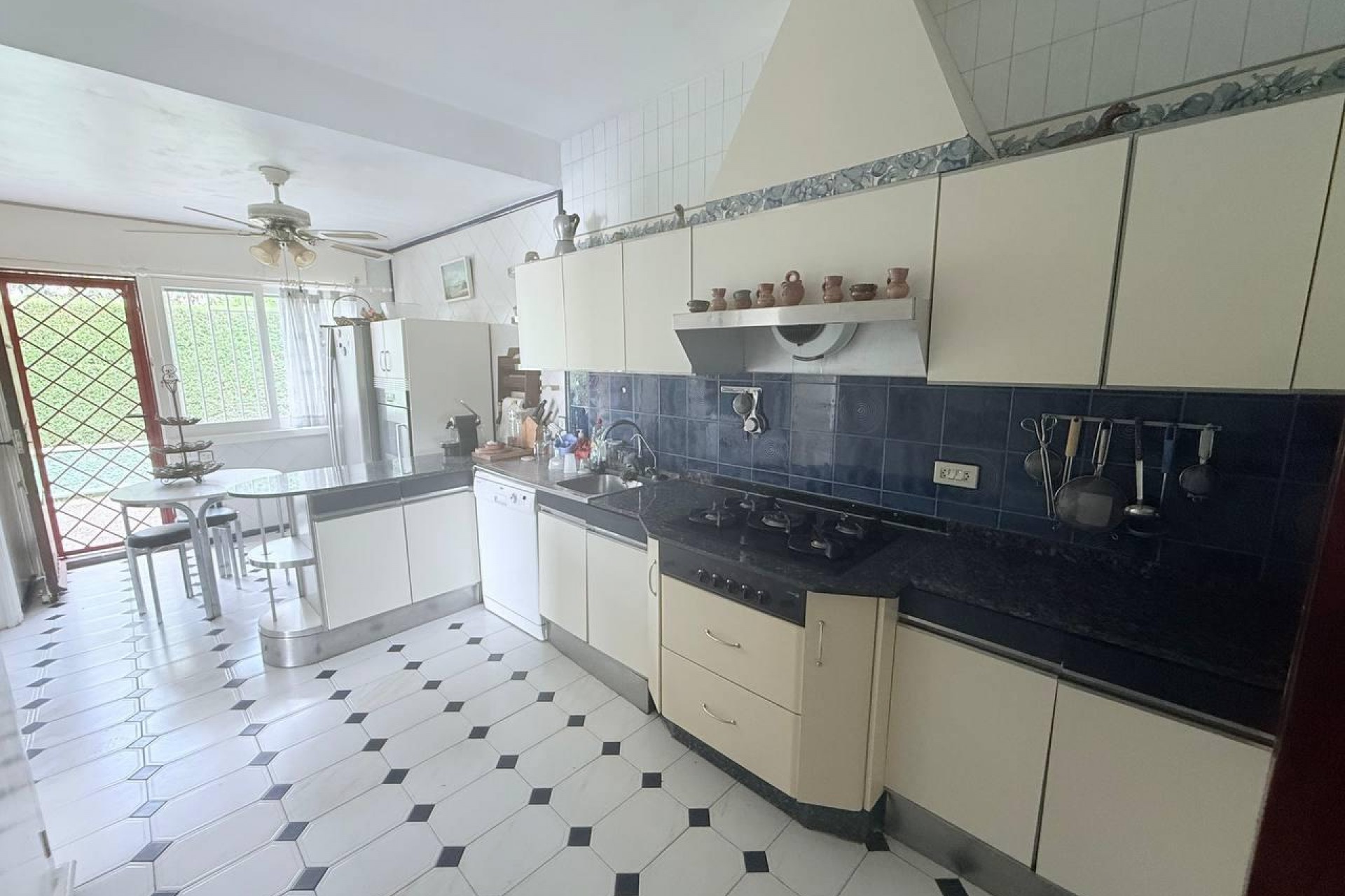 Brukt - Villa -
Orihuela Costa - Campoamor