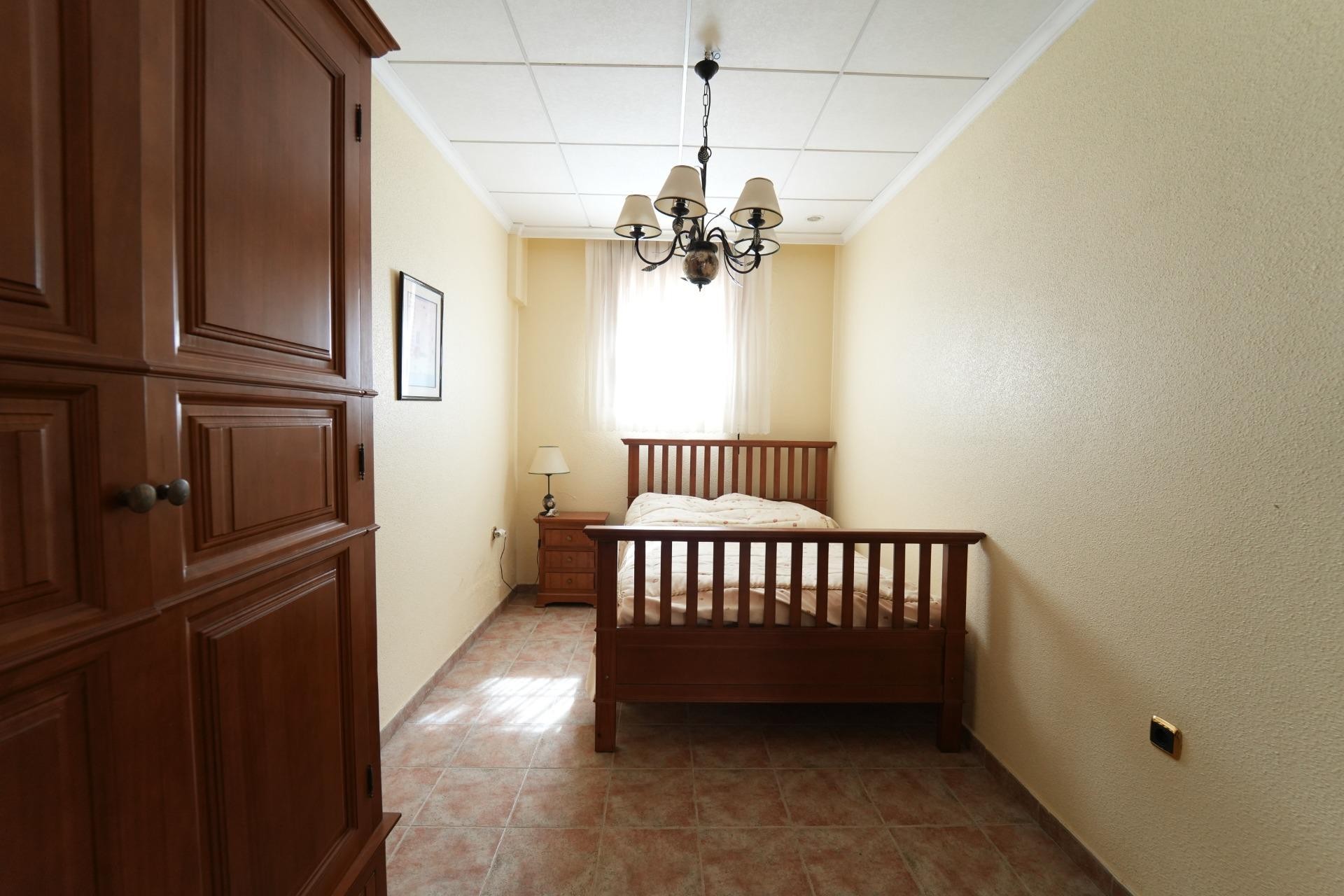 Brukt - Villa -
Orihuela Costa - Campoamor